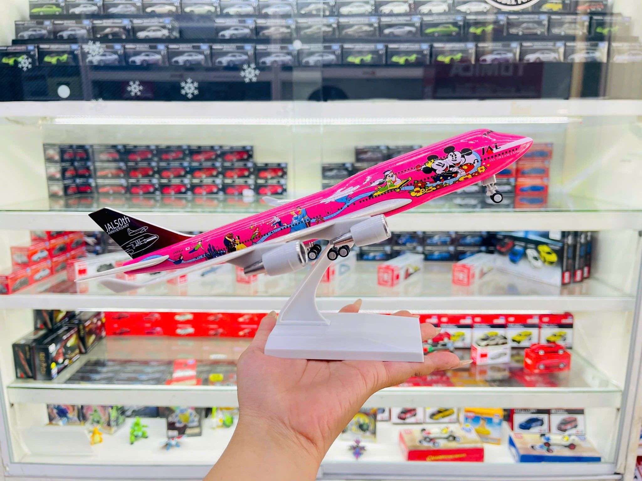  Mô hình máy bay Mickey JAL B747 có bánh xe - kích thước 30cm MB30052 