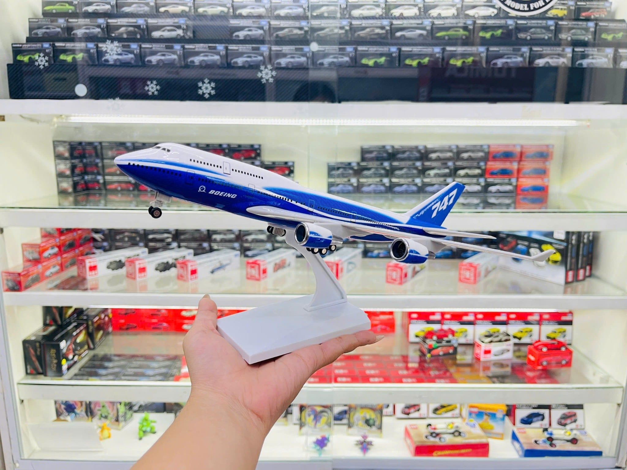  Mô hình máy bay Original B747 có bánh xe - kích thước 30cm MB30055 