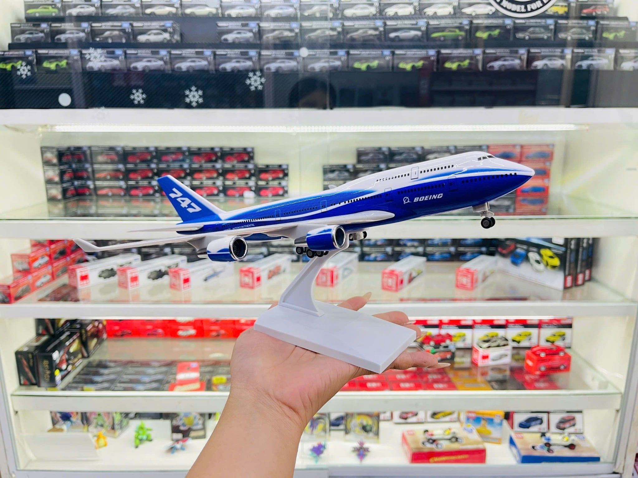  Mô hình máy bay Original B747 có bánh xe - kích thước 30cm MB30055 