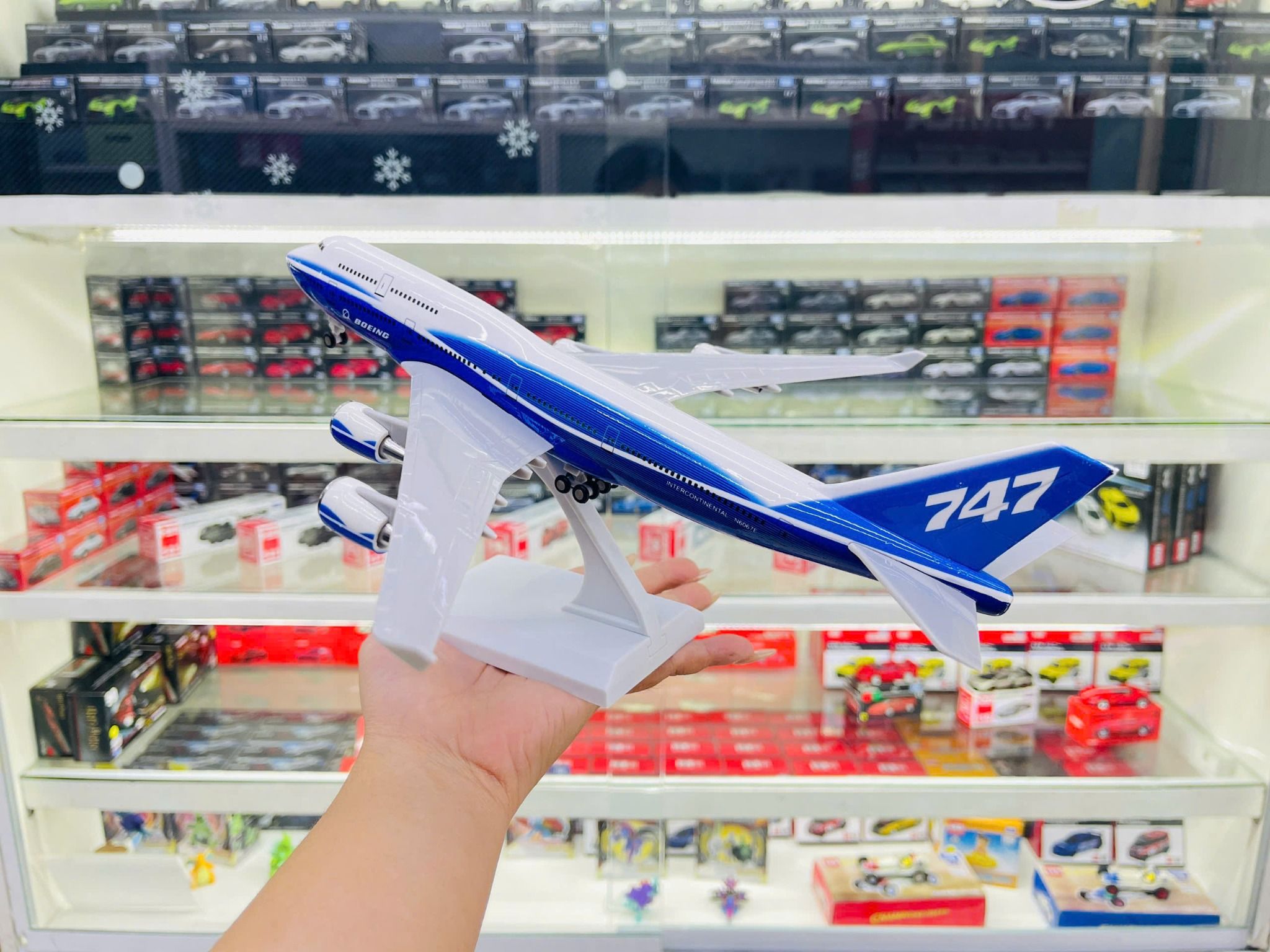  Mô hình máy bay Original B747 có bánh xe - kích thước 30cm MB30055 