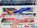  Mô hình máy bay Southwest Airlines B737 có bánh xe - kích thước 30cm MB30057 