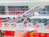  Mô hình máy bay Cathay Pacific B747 có bánh xe - kích thước 30cm MB30056 
