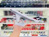  Mô hình máy bay Cathay Pacific B747 có bánh xe - kích thước 30cm MB30056 