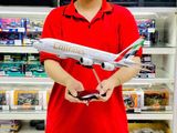  Mô hình máy bay Emirates Airbus A380 có bánh xe kích thước 47cm MB47098 