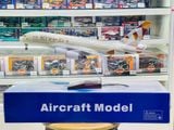  Mô hình máy bay Etihad Airbus A380 có bánh xe kích thước 47cm MB47100 