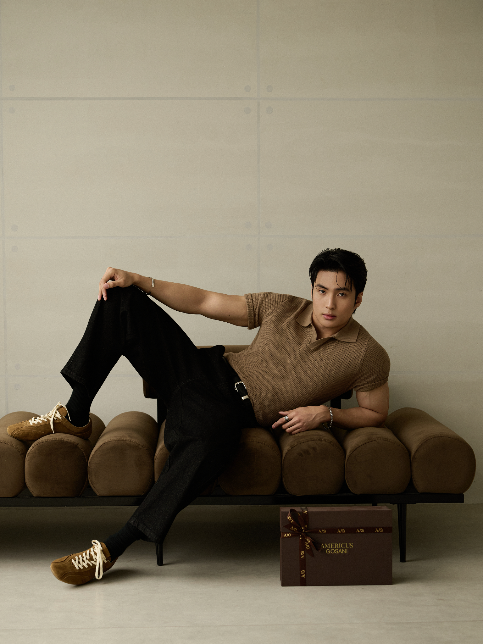 AG739 PREMIUM REGULAR FIT KNIT POLO - BROWN