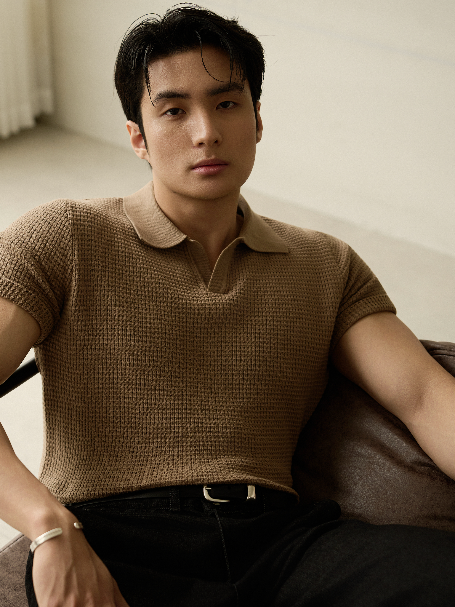 AG739 PREMIUM REGULAR FIT KNIT POLO - BROWN