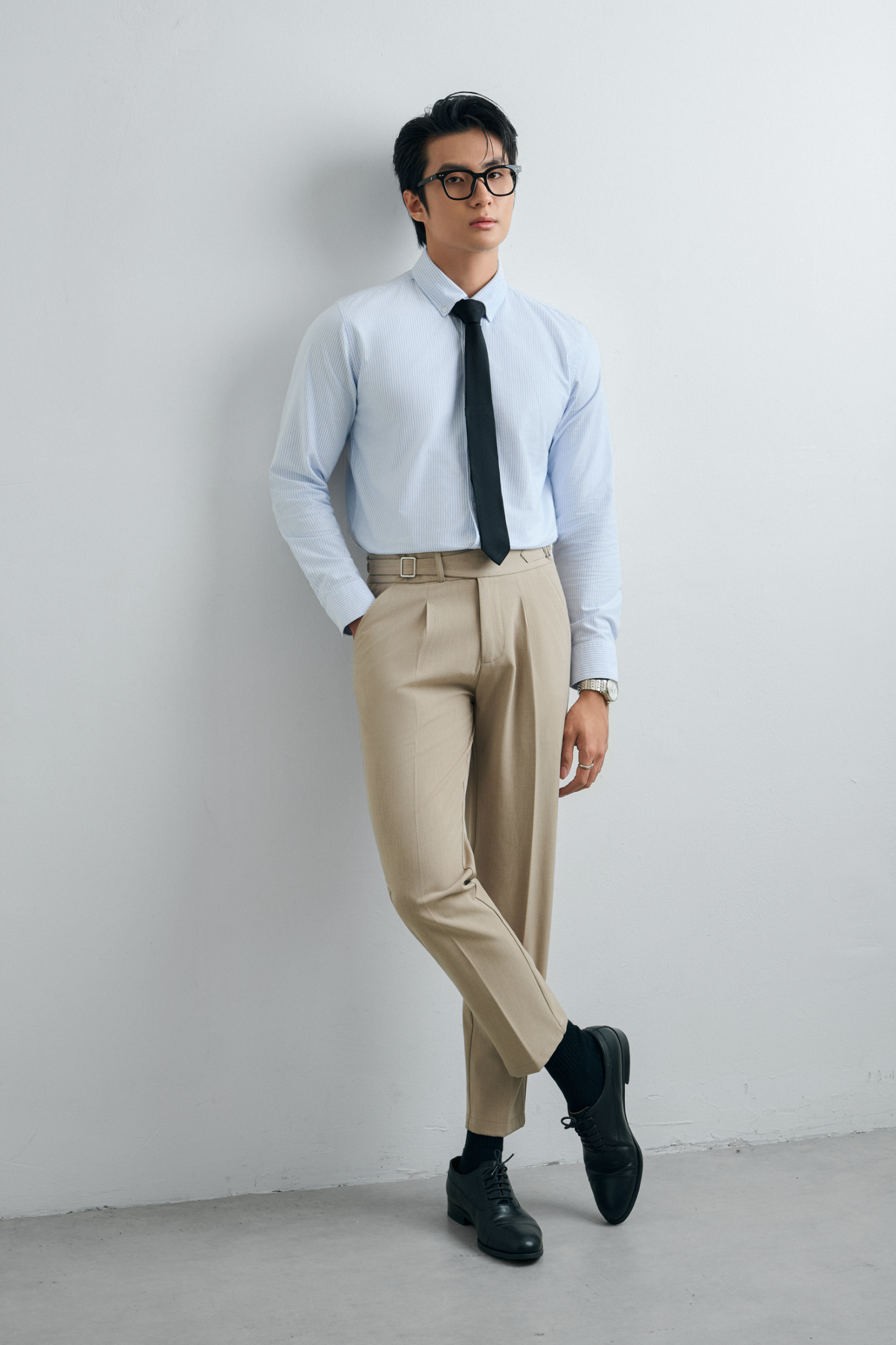 AG876 PREMIUM SLIMFIT TEXTURE STRIPED SHIRT - LIGHT BLUE