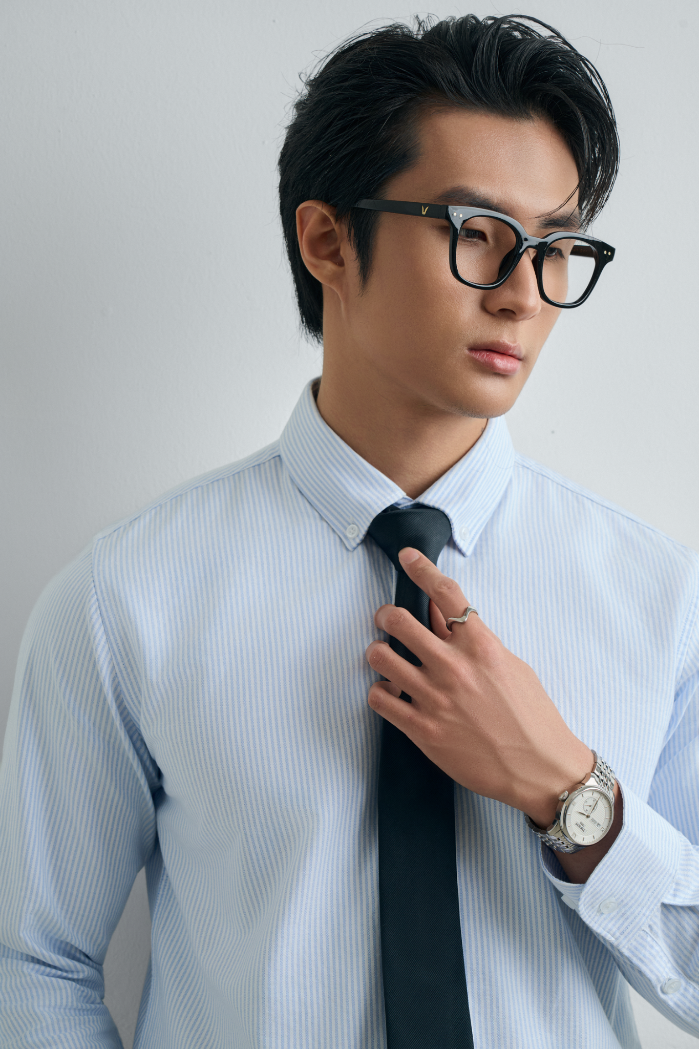 AG876 PREMIUM SLIMFIT TEXTURE STRIPED SHIRT - LIGHT BLUE