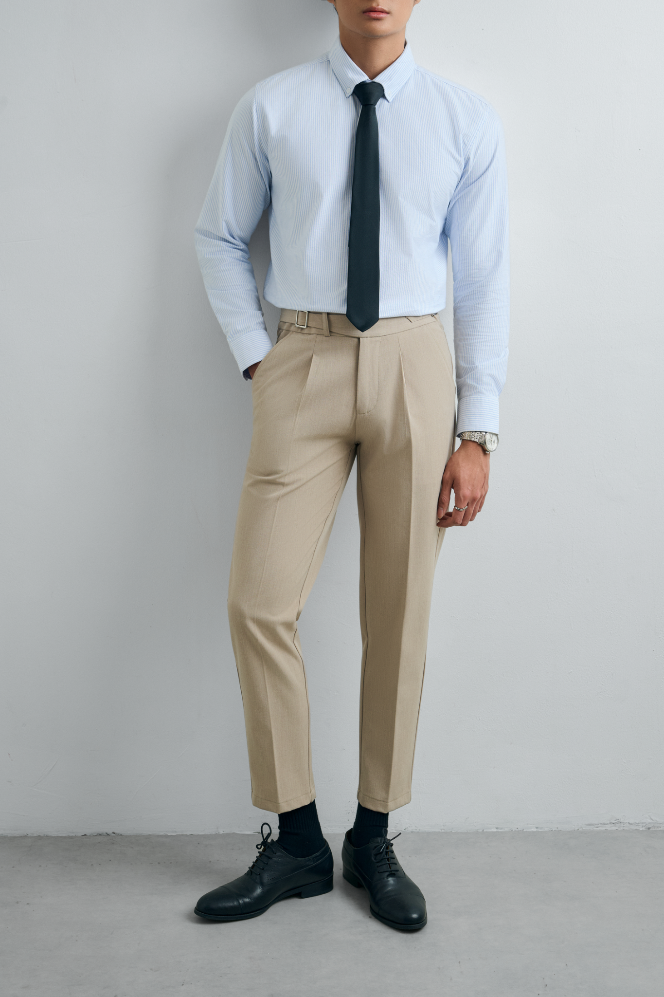 AG551 PREMIUM SLIMFIT SIDETAB TROUSERS - BEIGE