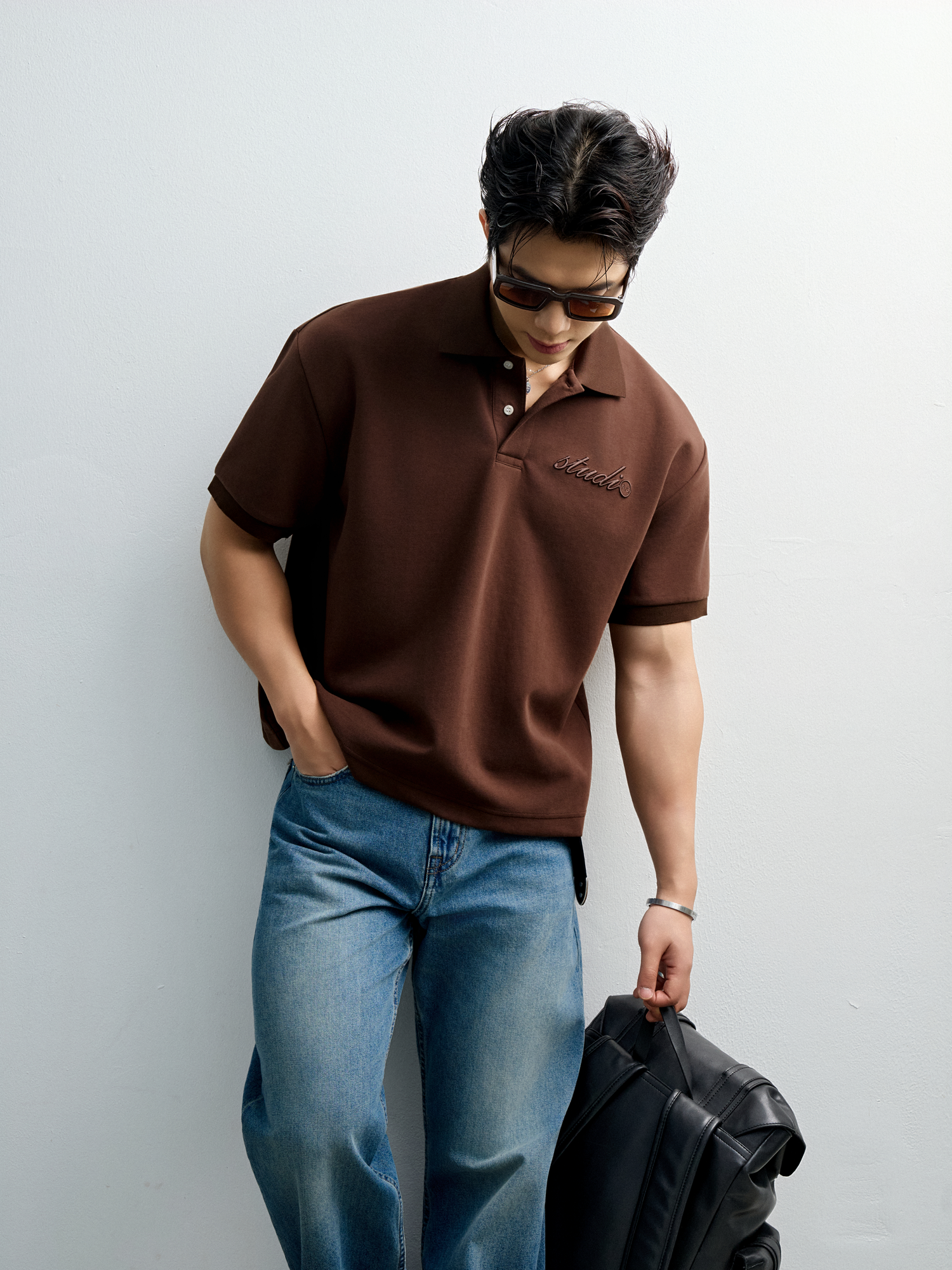 TT05 STUDIO LOOSE FIT POLO A/G LOGO - BROWN