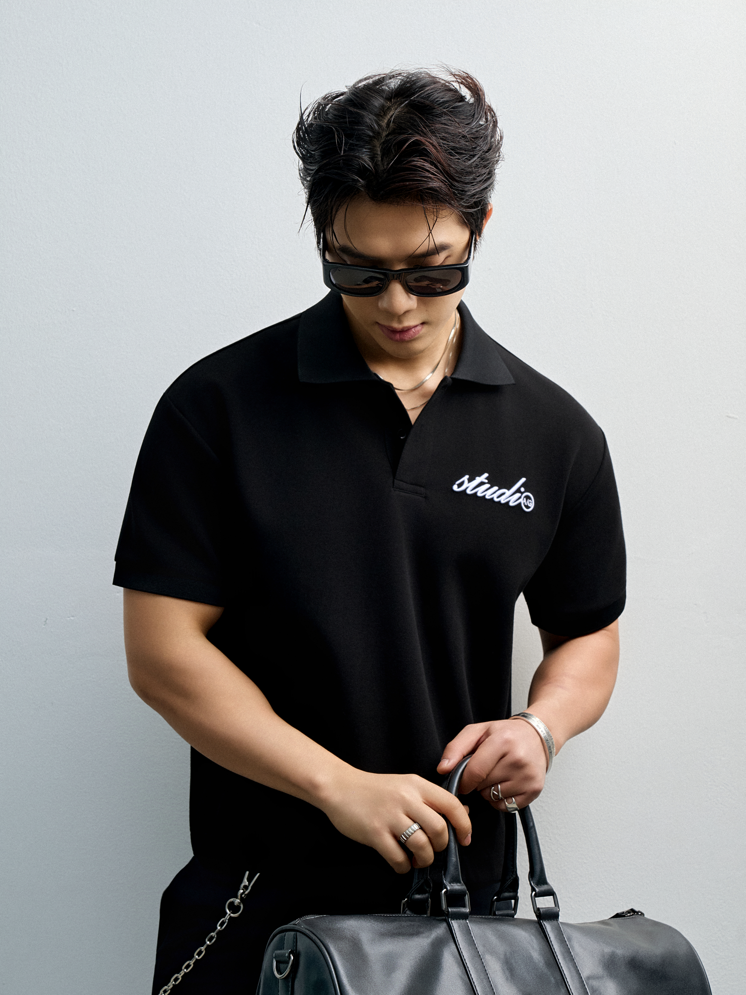 TT05 STUDIO LOOSE FIT POLO A/G LOGO - BLACK