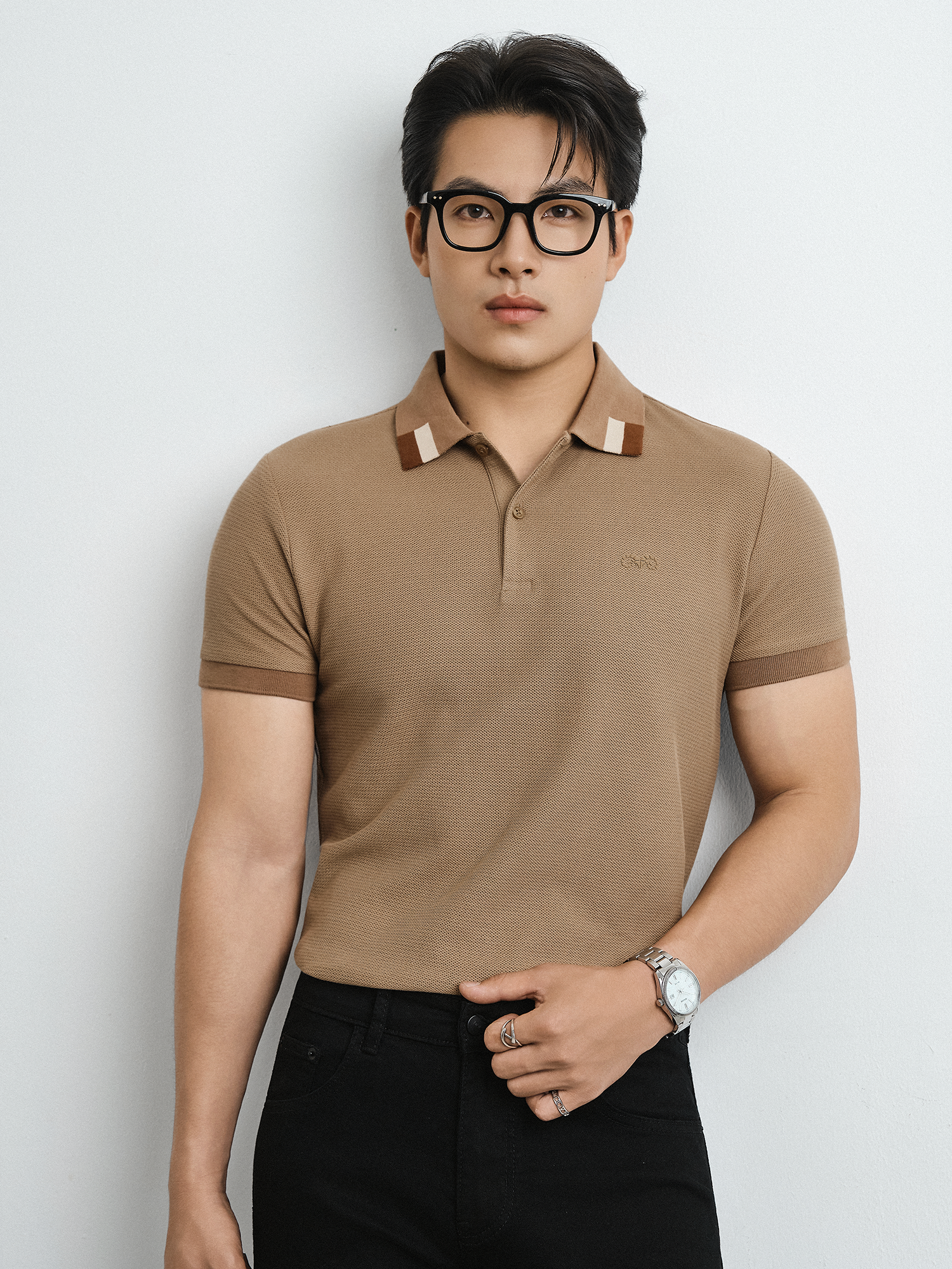 AG65 PREMIUM SLIM FIT POLO WITH CONTRAST COLLAR DETAIL - BROWN