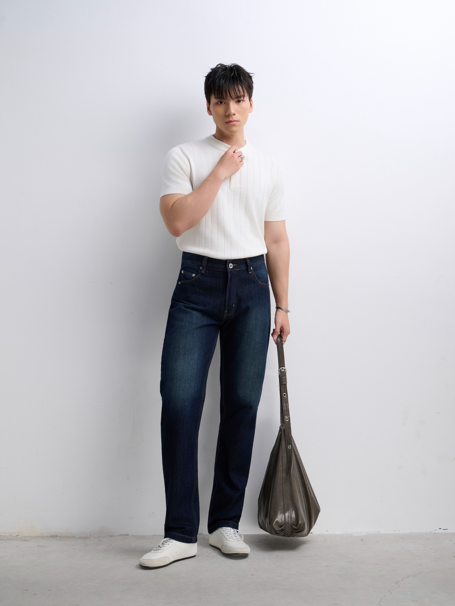 AG743 PREMIUM REGULAR FIT KNIT TSHIRT - WHITE