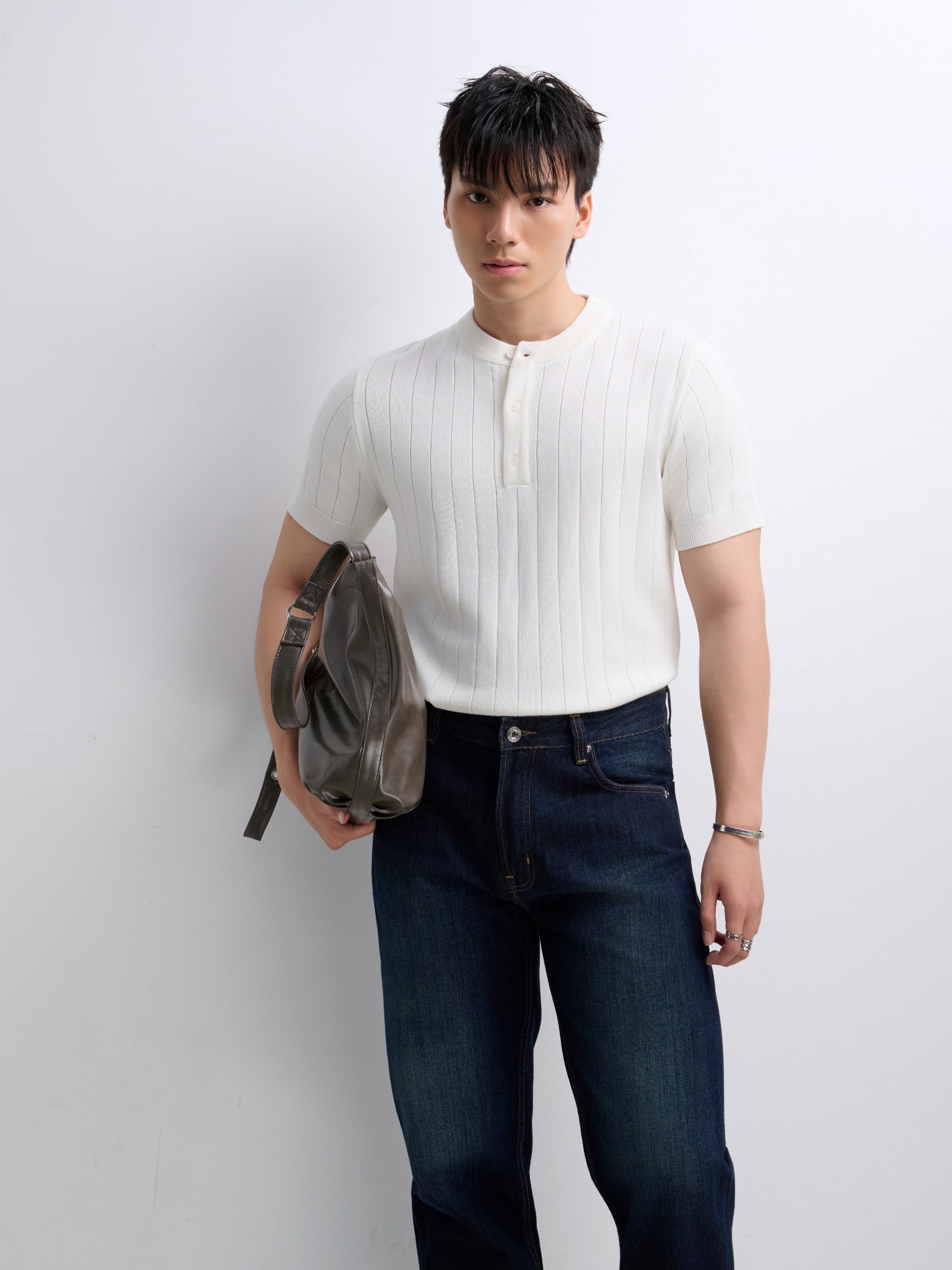 AG743 PREMIUM REGULAR FIT KNIT TSHIRT - WHITE