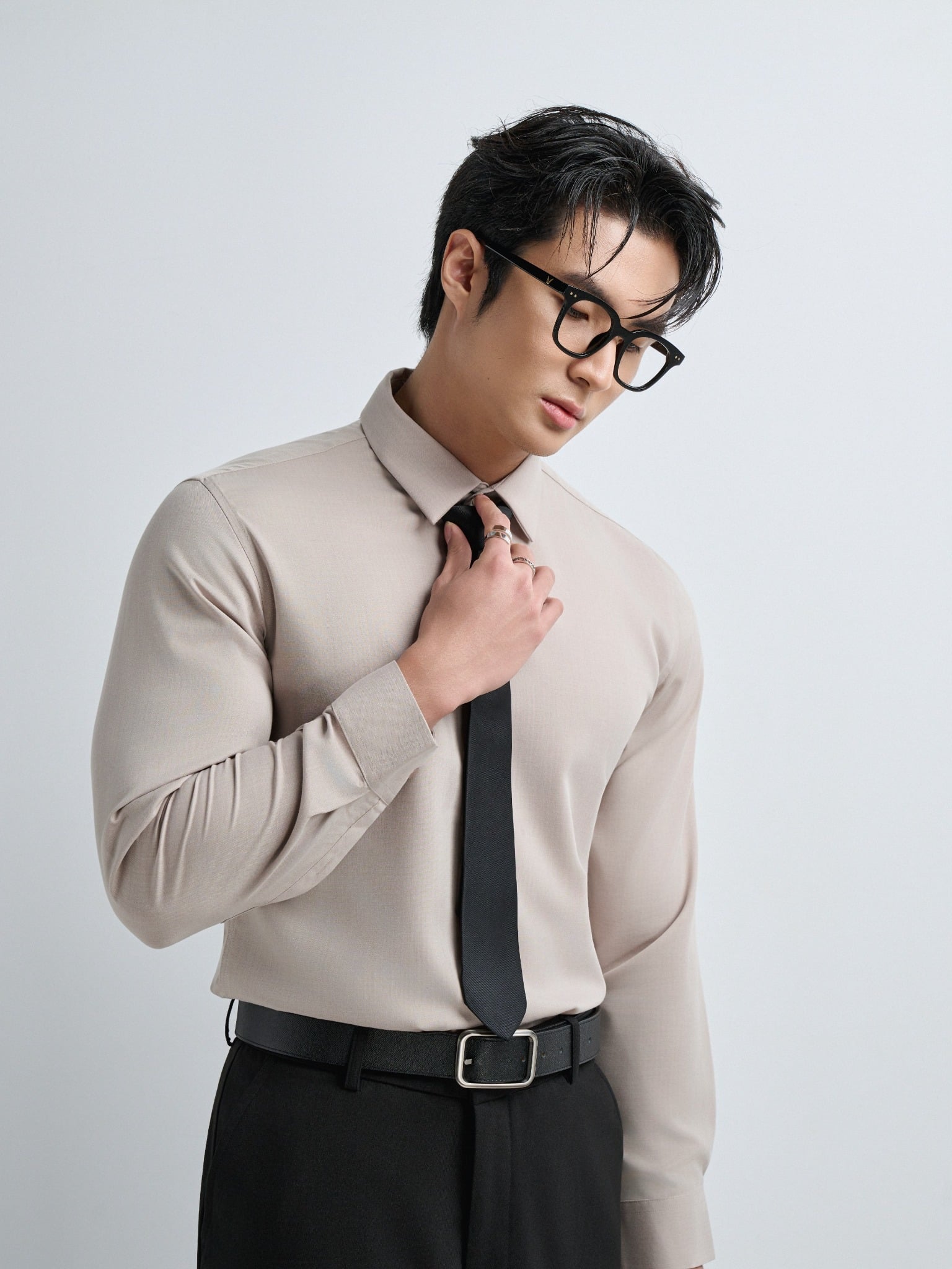 AG007 PREMIUM SLIMFIT TEXTURE SHIRT - BROWN