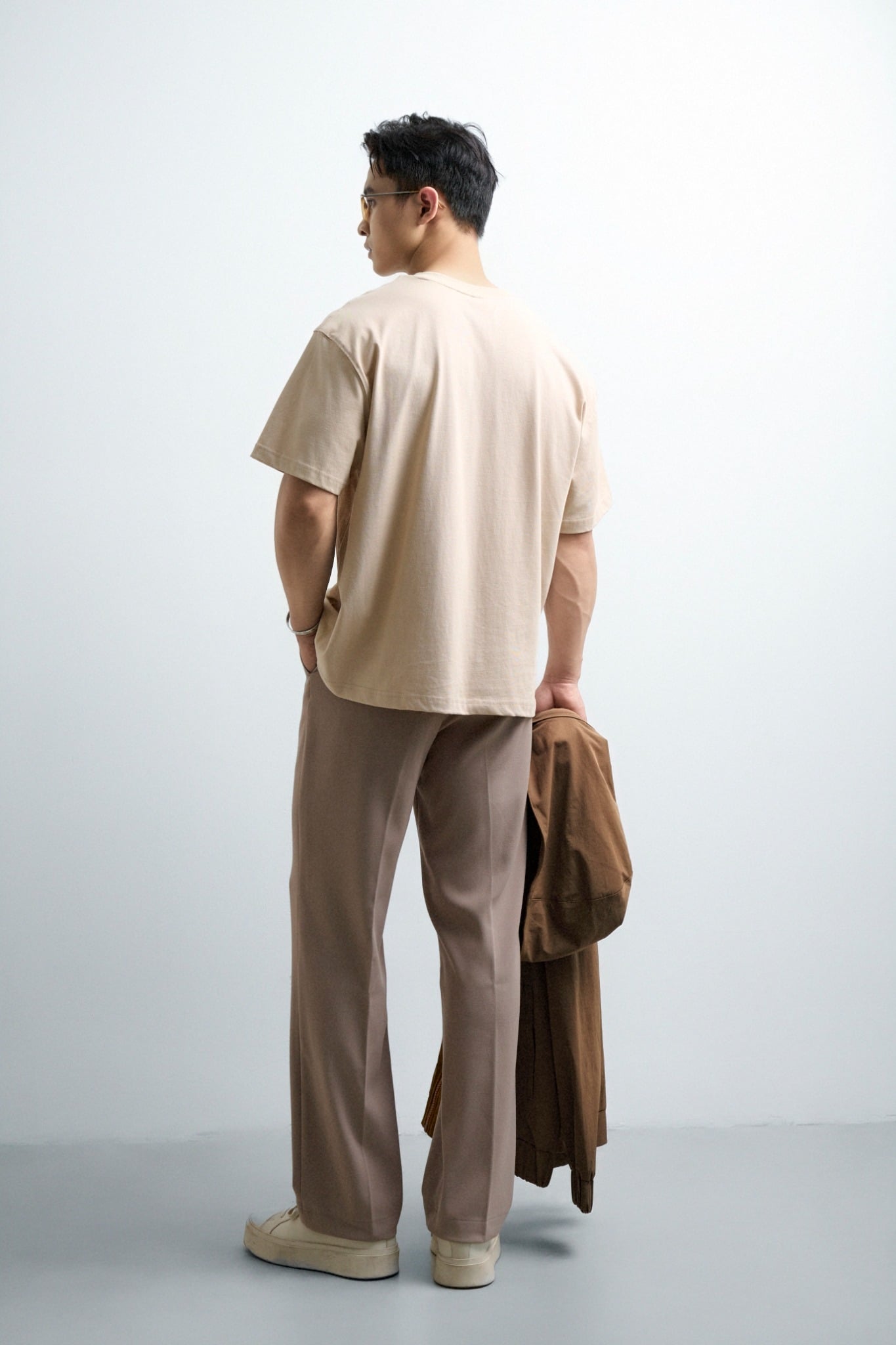 T738 FACTORY LOOSE FIT BIG LOGO T-SHIRT - LIGHT BEIGE