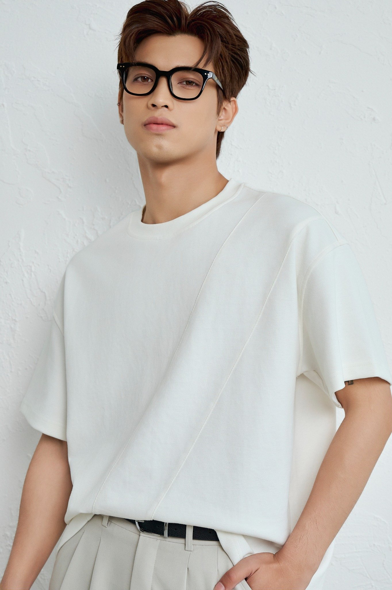 AG732 STUDIO LOOSE FIT BASIC T-SHIRT - WHITE