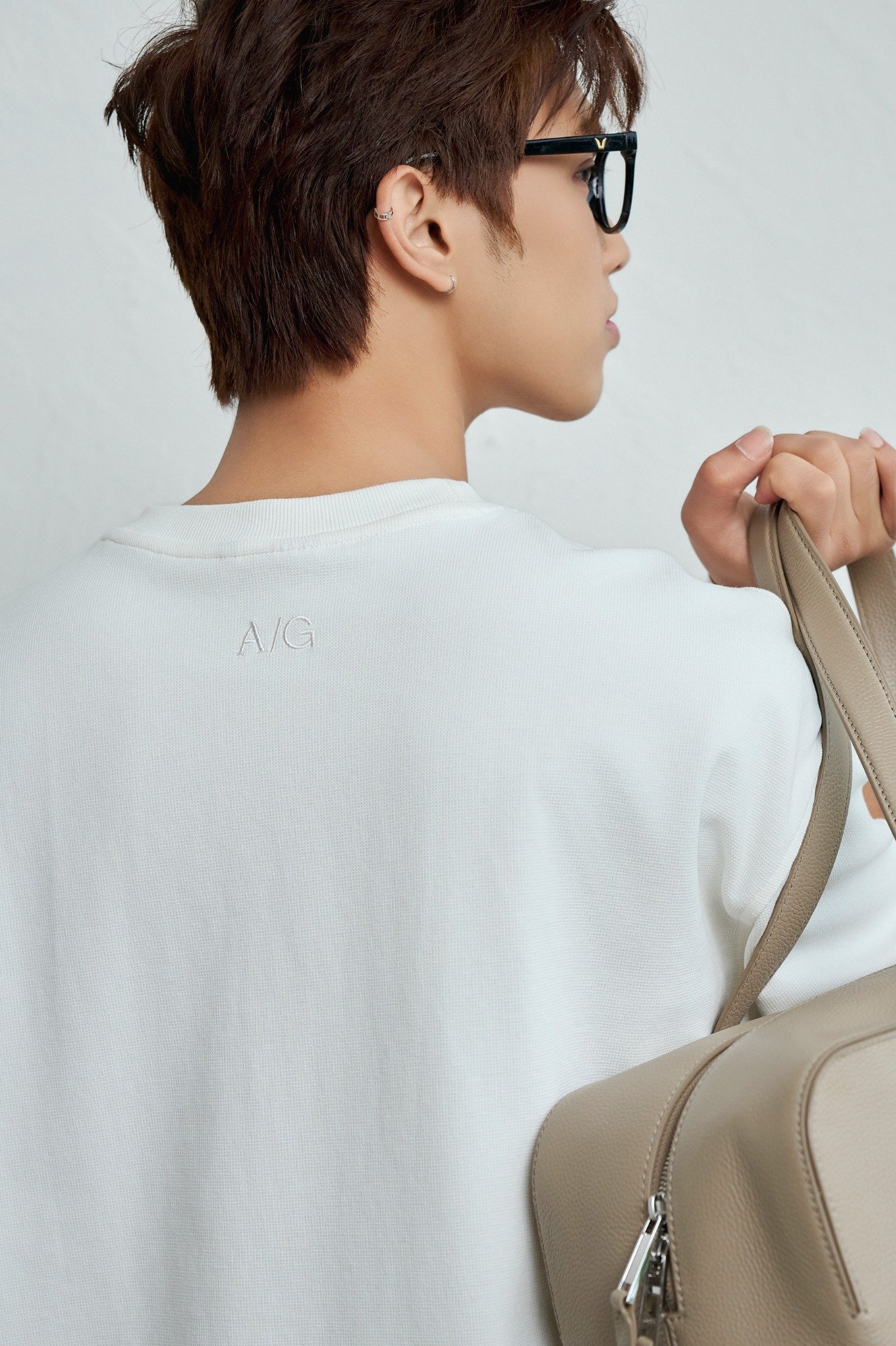 AG732 STUDIO LOOSE FIT BASIC T-SHIRT - WHITE