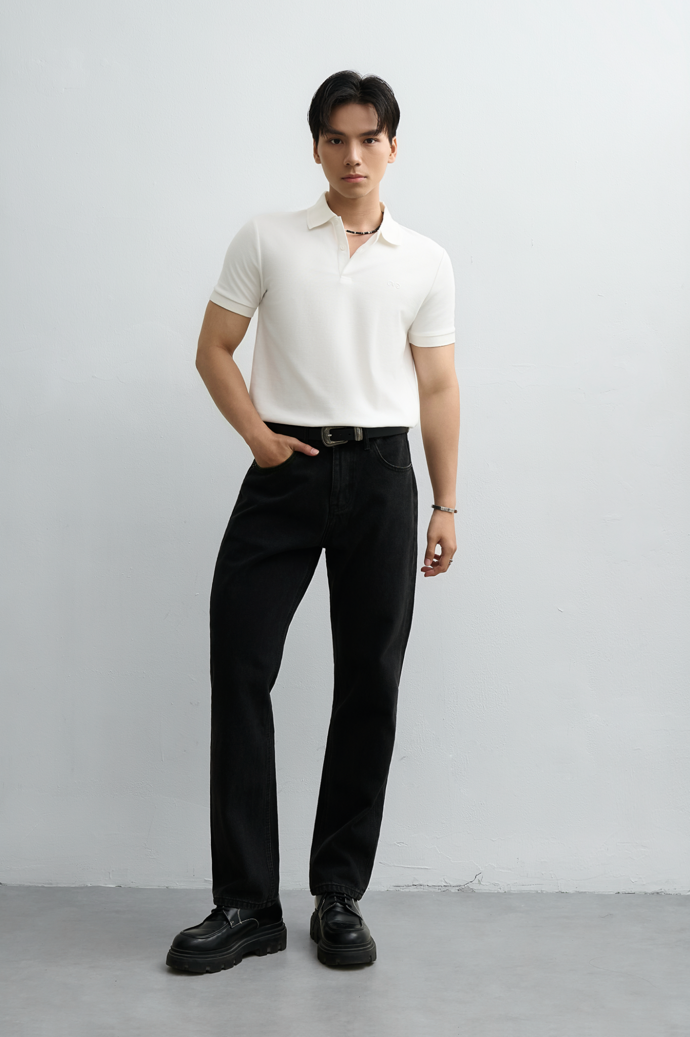 AG9002 FACTORY SLIMFIT POLO - LIGHT WHITE