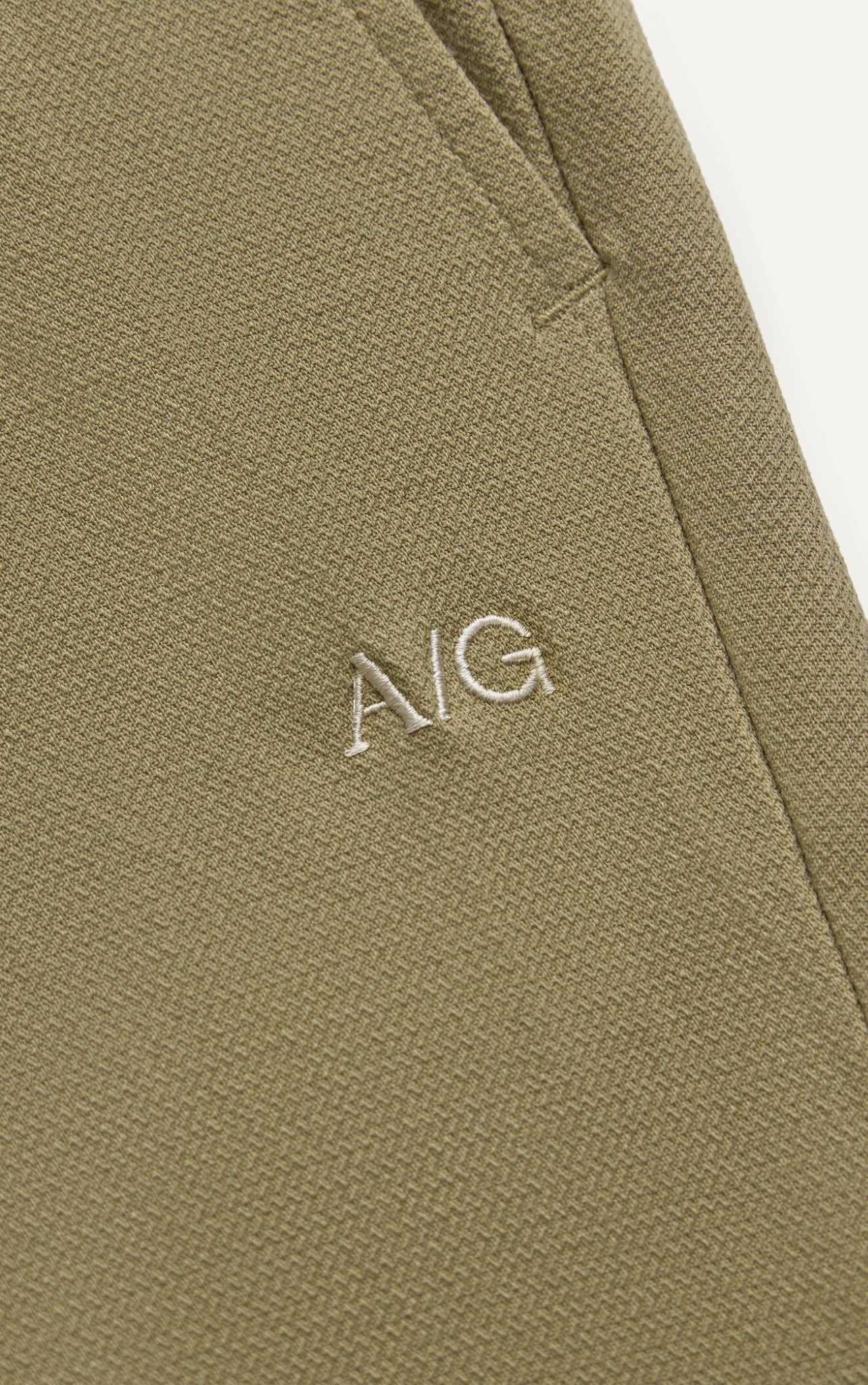 TT14 A/G SLIM FIT KHAKI SHORTS - BROWN