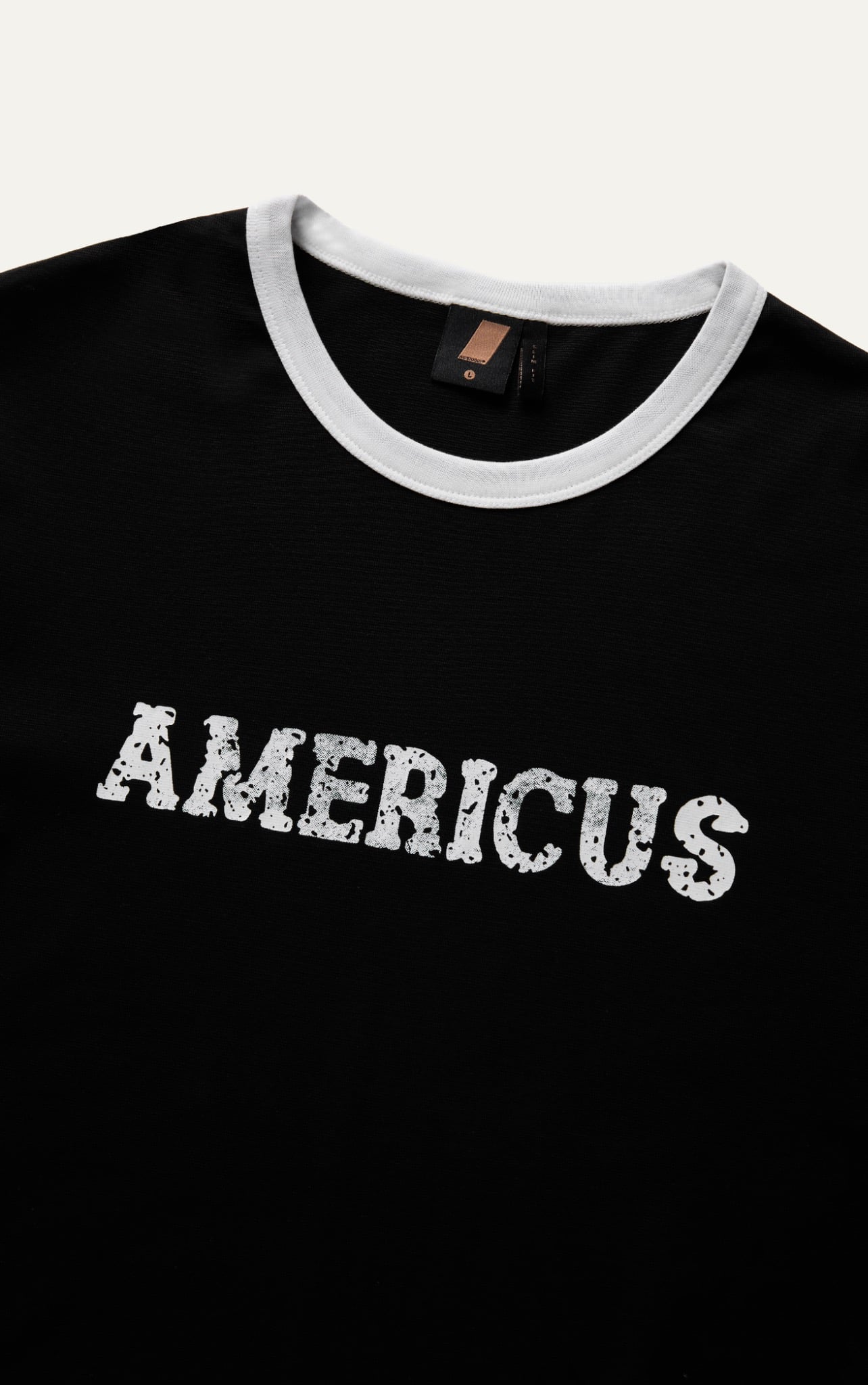 TT13 BODY-FIT CROPPED T-SHIRT - BLACK