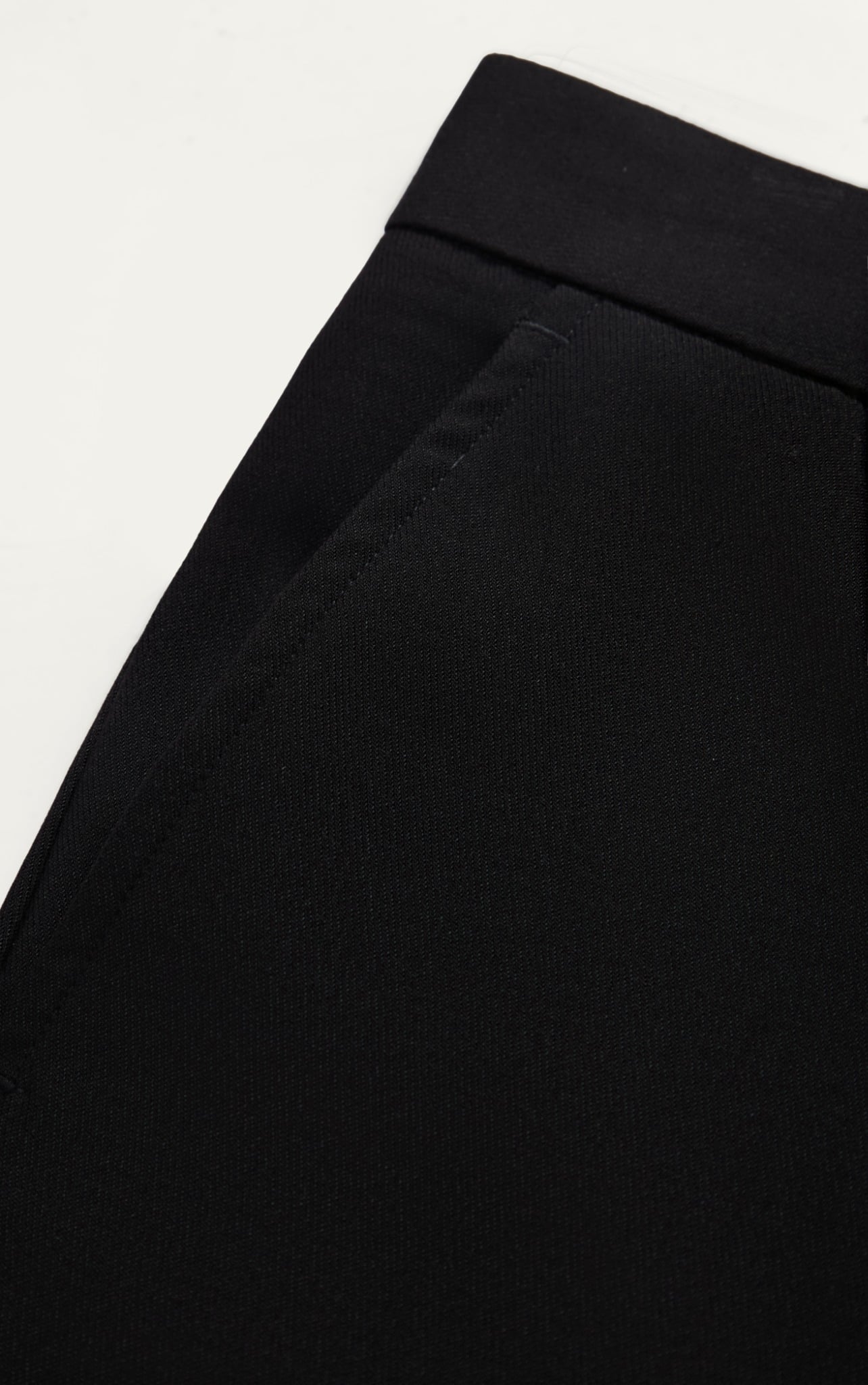 HT147 PREMIUM REGULAR FIT TROUSERS - BLACK