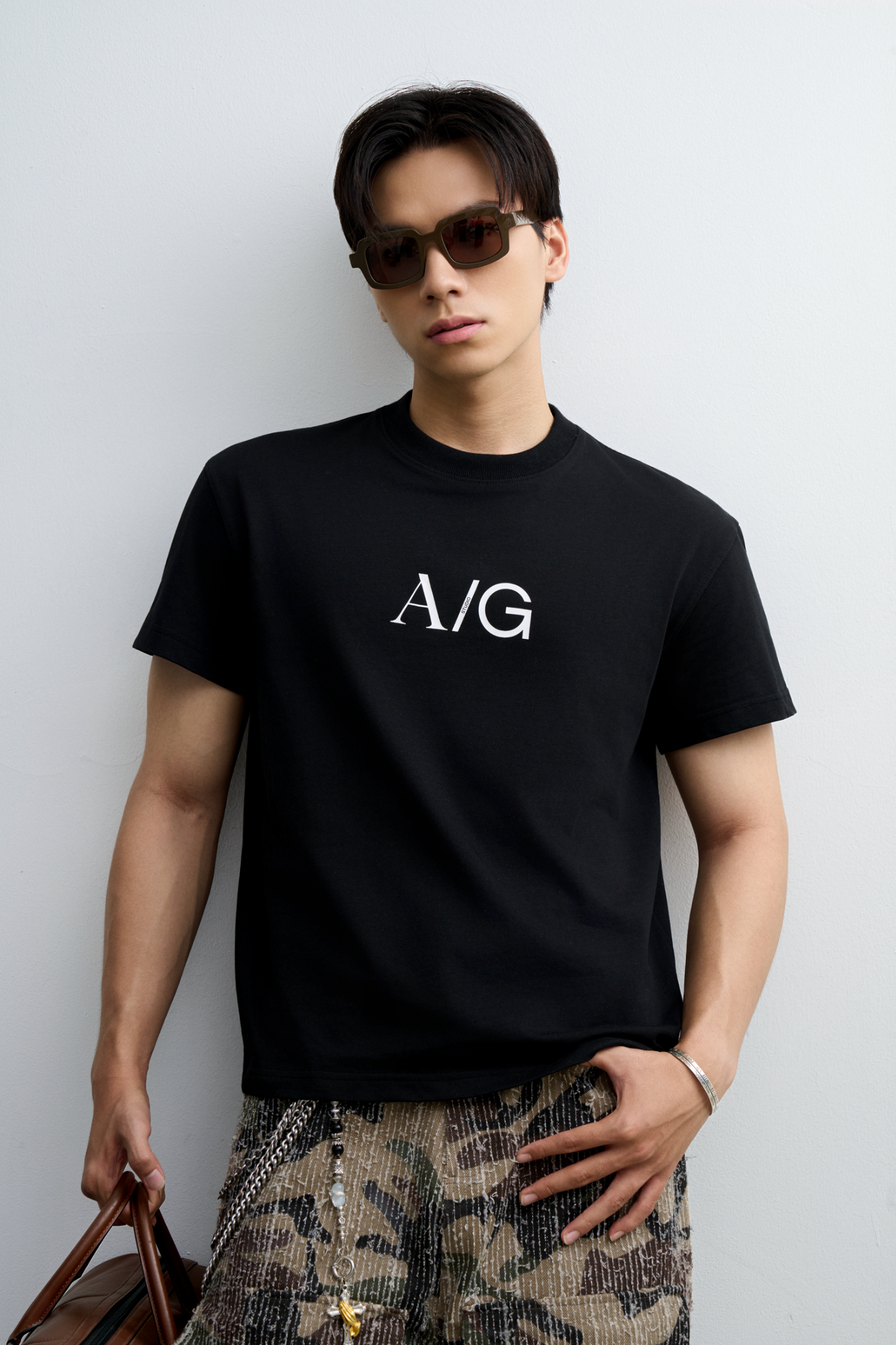 T738 FACTORY LOOSE FIT BIG LOGO T-SHIRT - BLACK