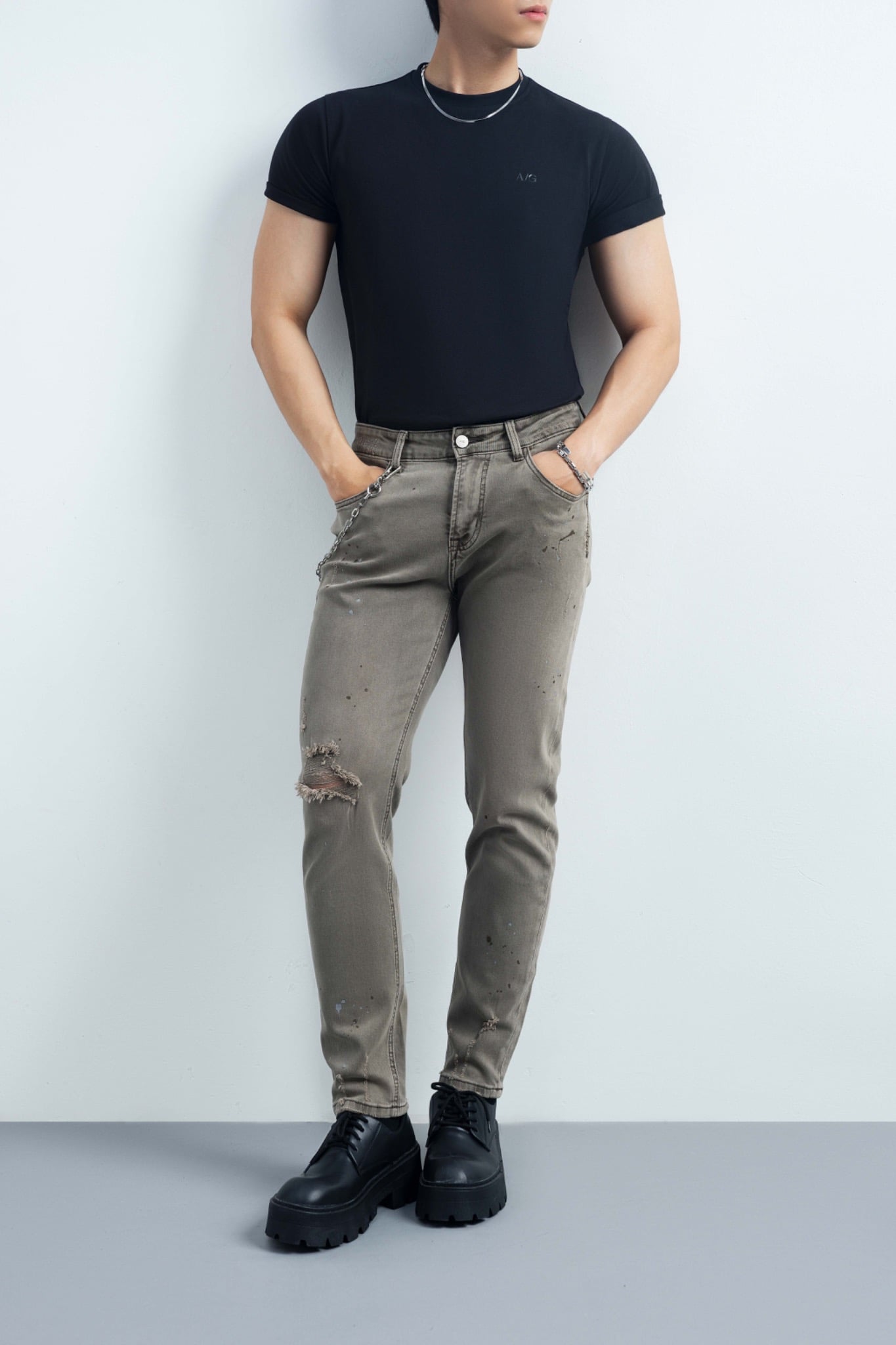 T740 FACTORY REGULAR FIT BASIC T-SHIRT - BLACK