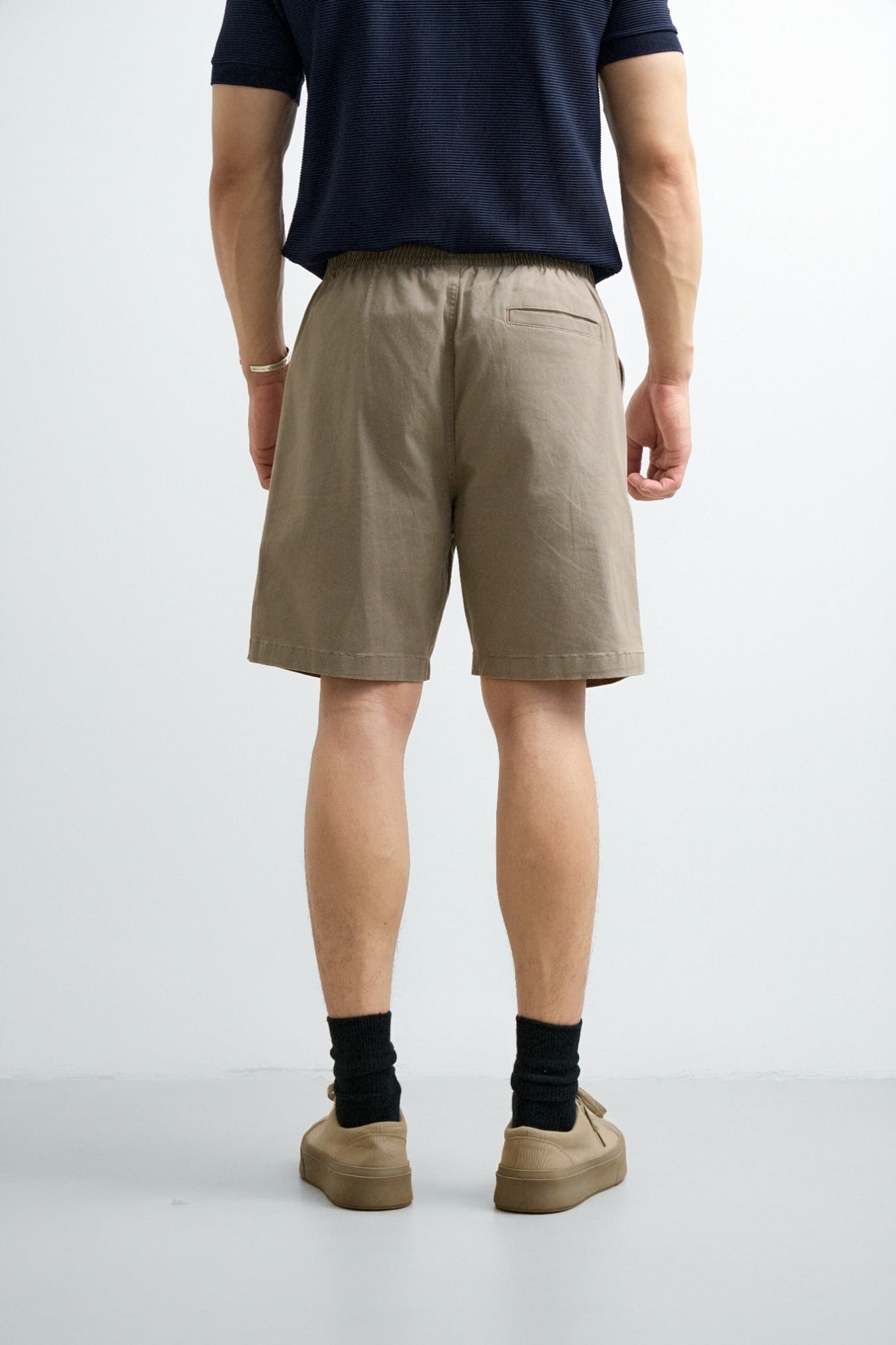 TH04 FACTORY KHAKI SHORT CHILL FIT - BROWN