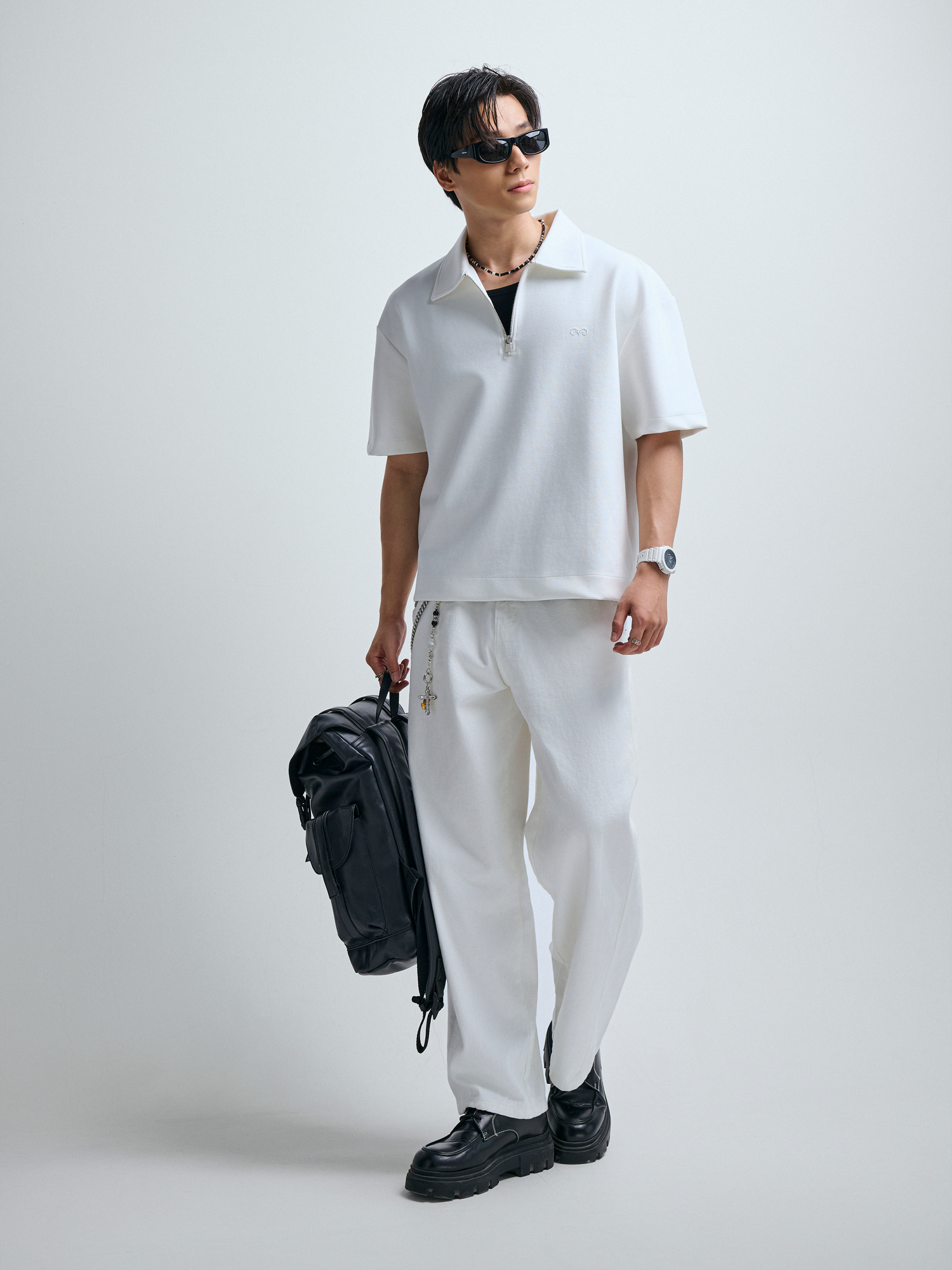 R1 LOOSE FIT POLO ZIP A/G LOGO - WHITE