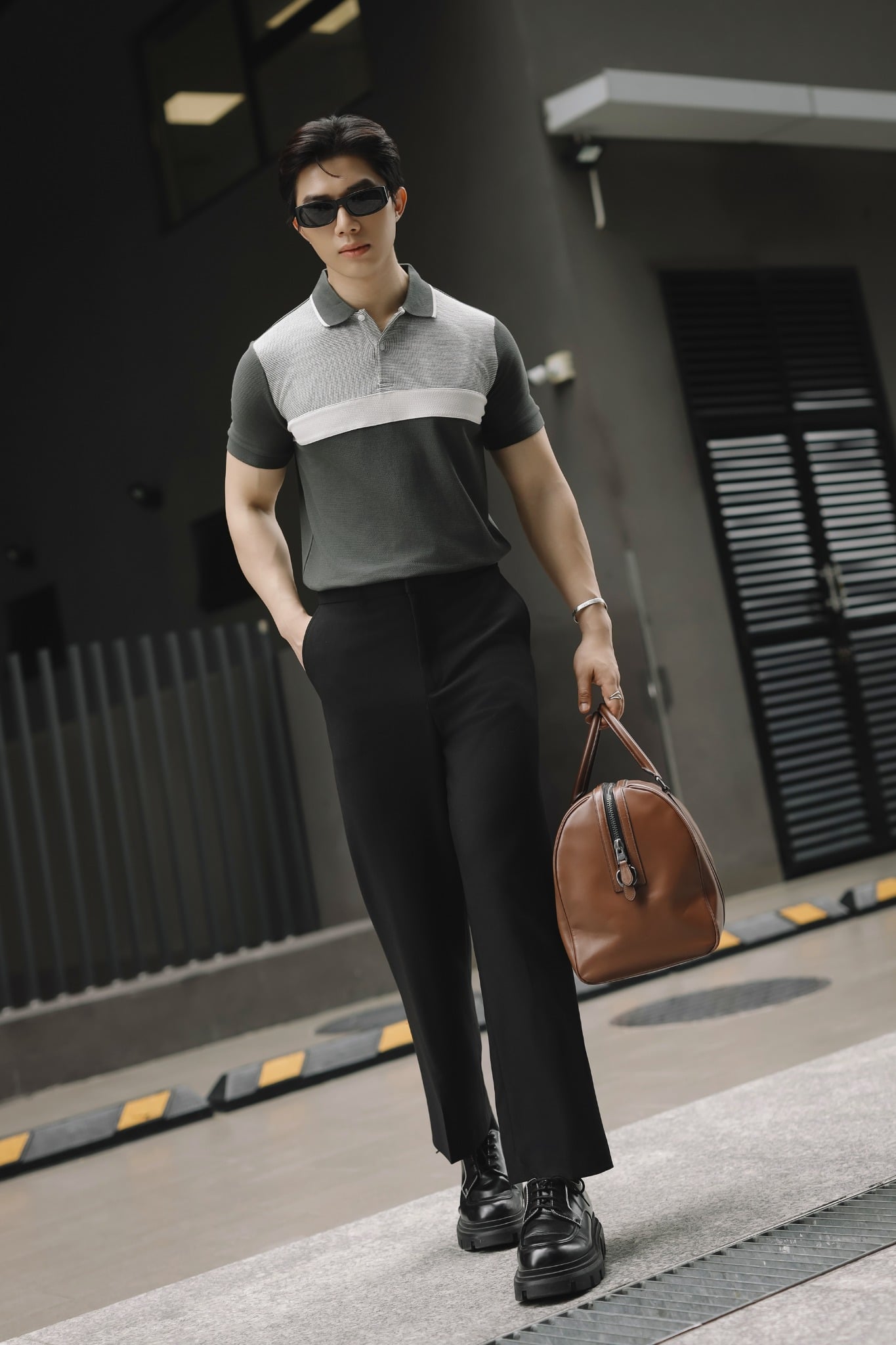 AGHT14 PREMIUM REGULAR FIT TROUSERS - BLACK