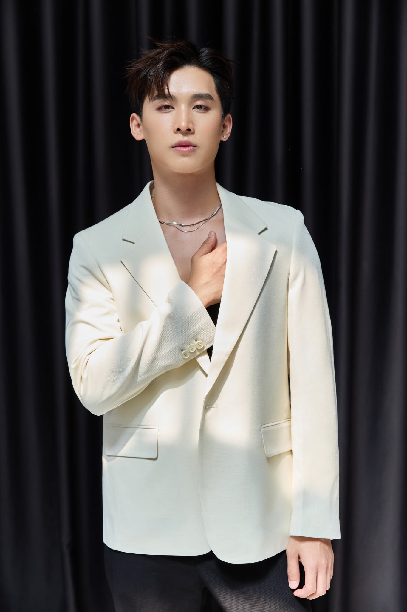 AGZ1 STUDIO LOOSE FIT VEST - OFF WHITE