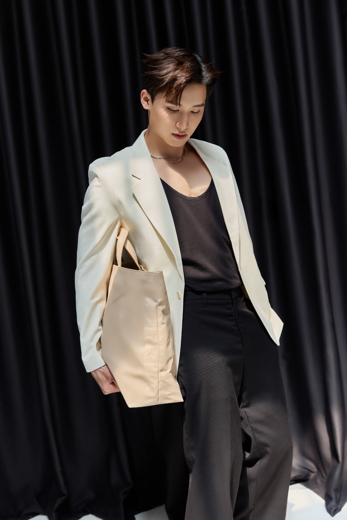 AGZ1 STUDIO LOOSE FIT VEST - OFF WHITE