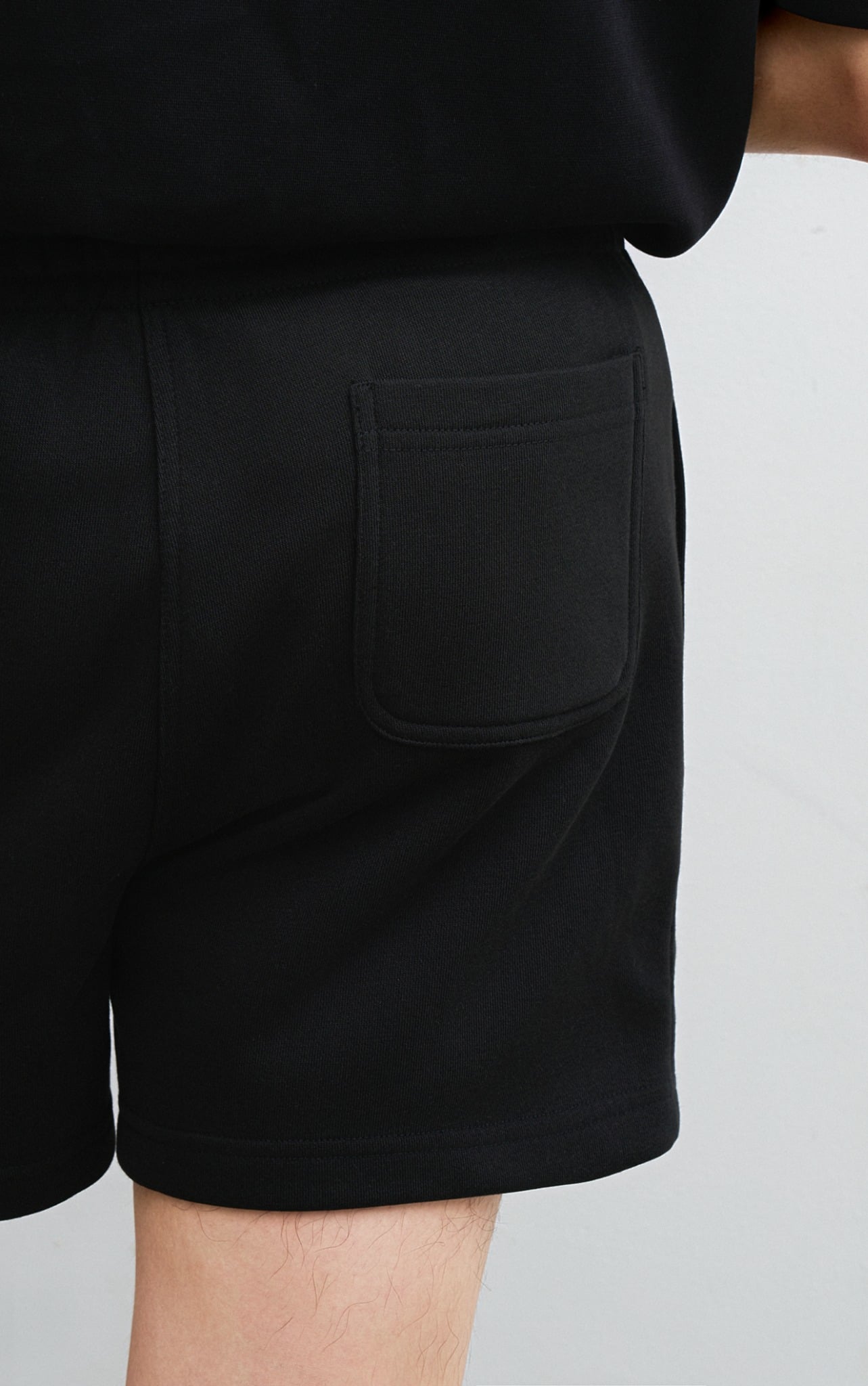TT01 FACTORY LOOSEFIT SPORT SHORT - BLACK