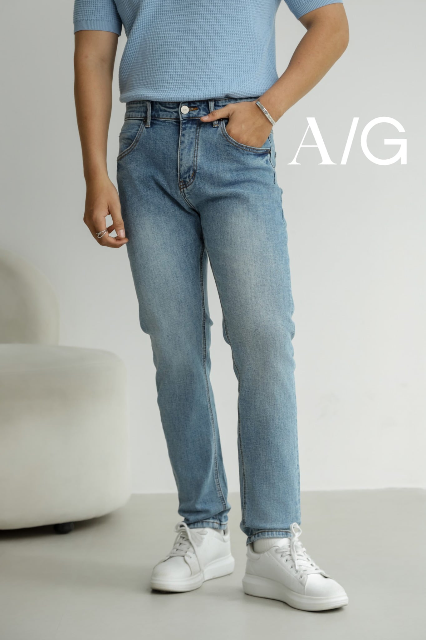 AG63 PREMIUM SLIMFIT THE CITY RIPPED JEANS - LIGHT BLUE