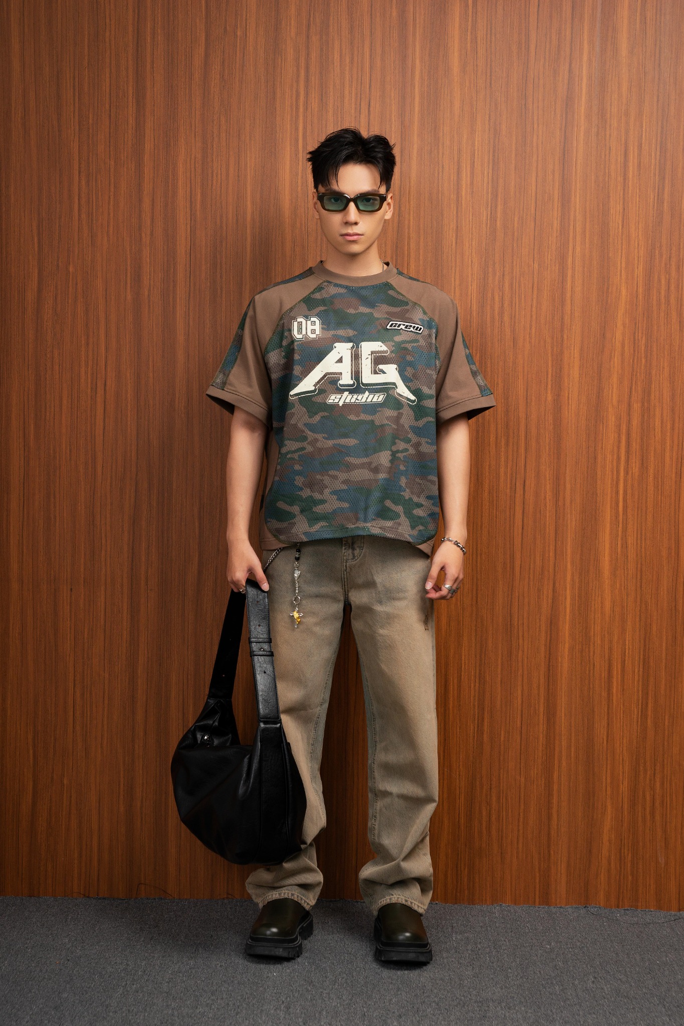 AGB1 LOOSE FIT CAMOUFLAGE BASEBALL T-SHIRT - BROWN