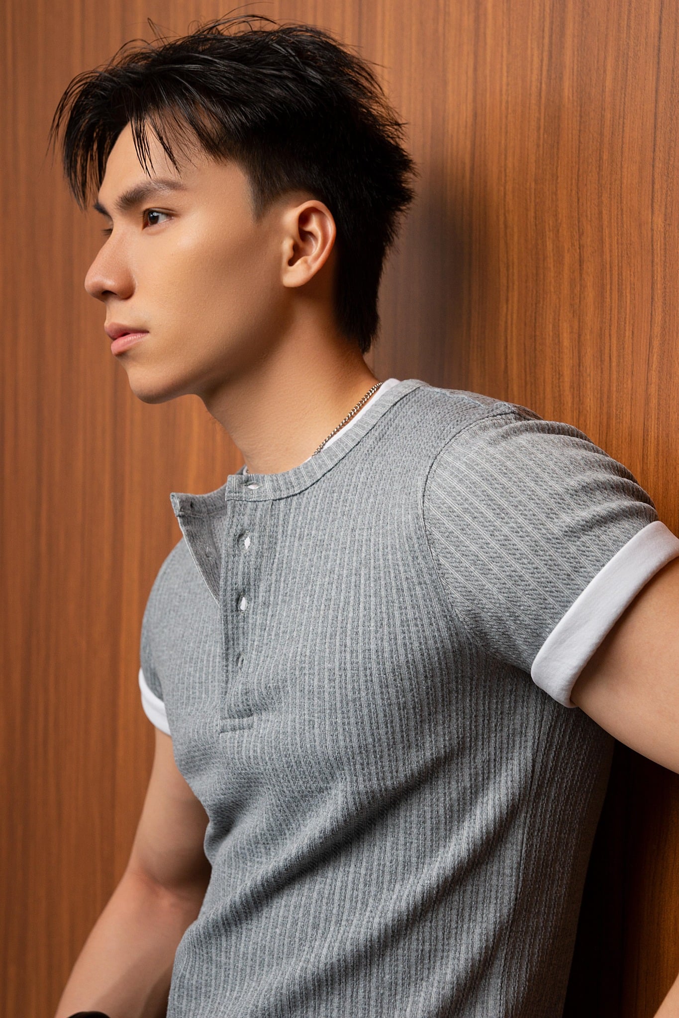AGQ01 PREMIUM SLIM FIT HENLEY TSHIRT - GREY