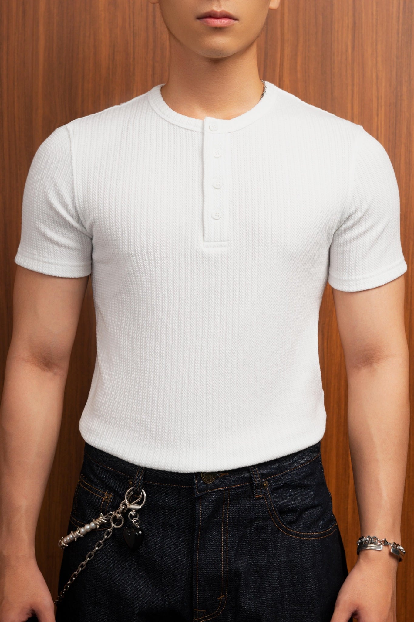 AGQ01 PREMIUM SLIM FIT HENLEY TSHIRT - WHITE
