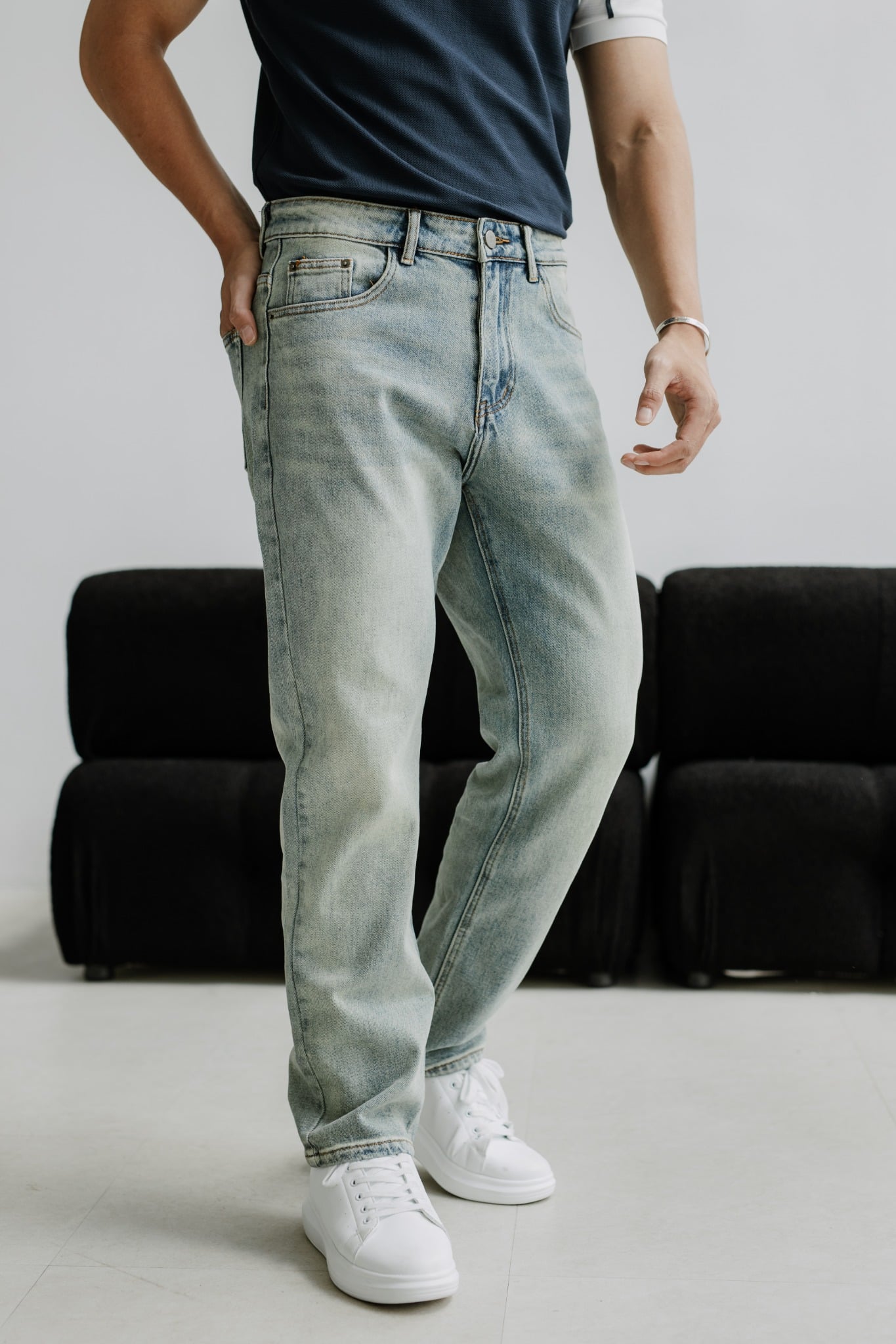 AG258 PREMIUM SLIMFIT MODERN LOOK INDIGO JEANS - LIGHT BLUE