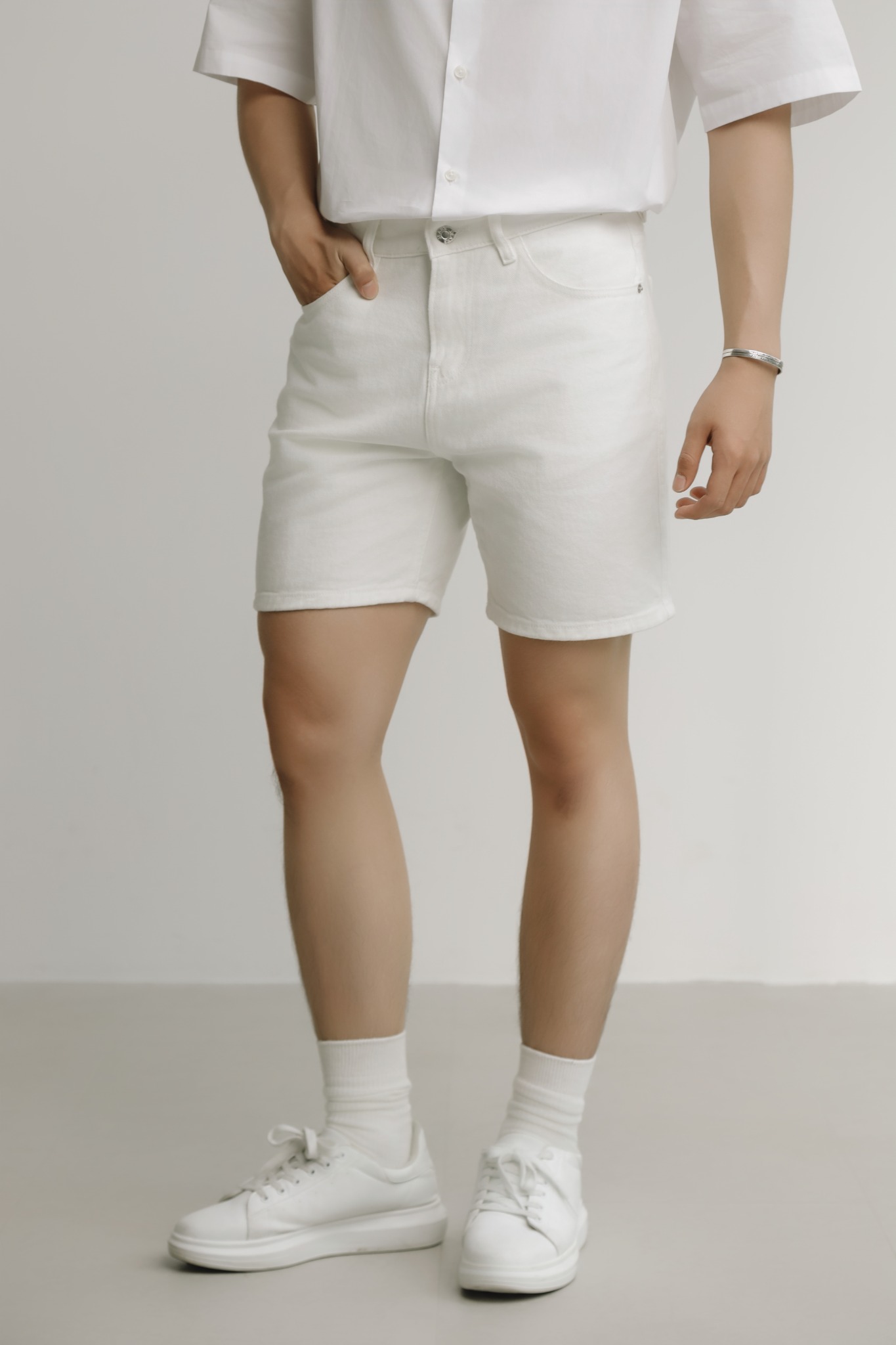 TA51 FACTORY LOOSE FIT SHORT JEANS - WHITE