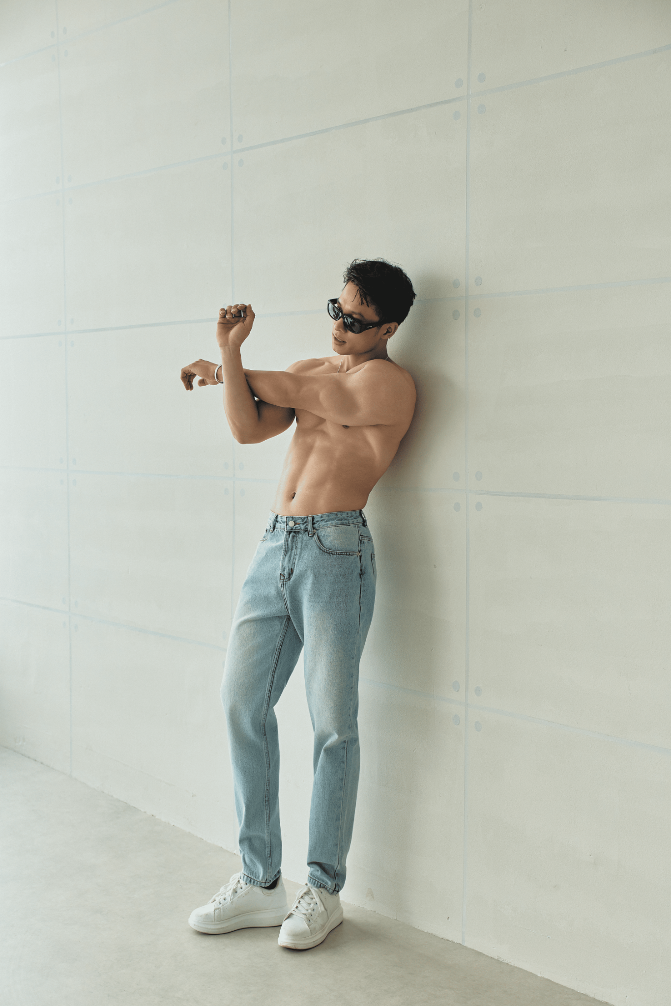 M01 CARROT FIT JEANS - LIGHT BLUE