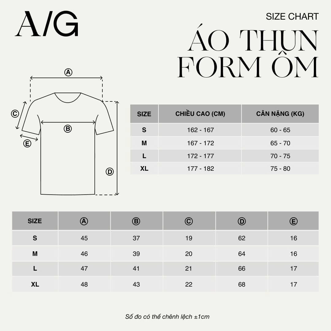 TT13 BODY-FIT CROPPED T-SHIRT - BLACK