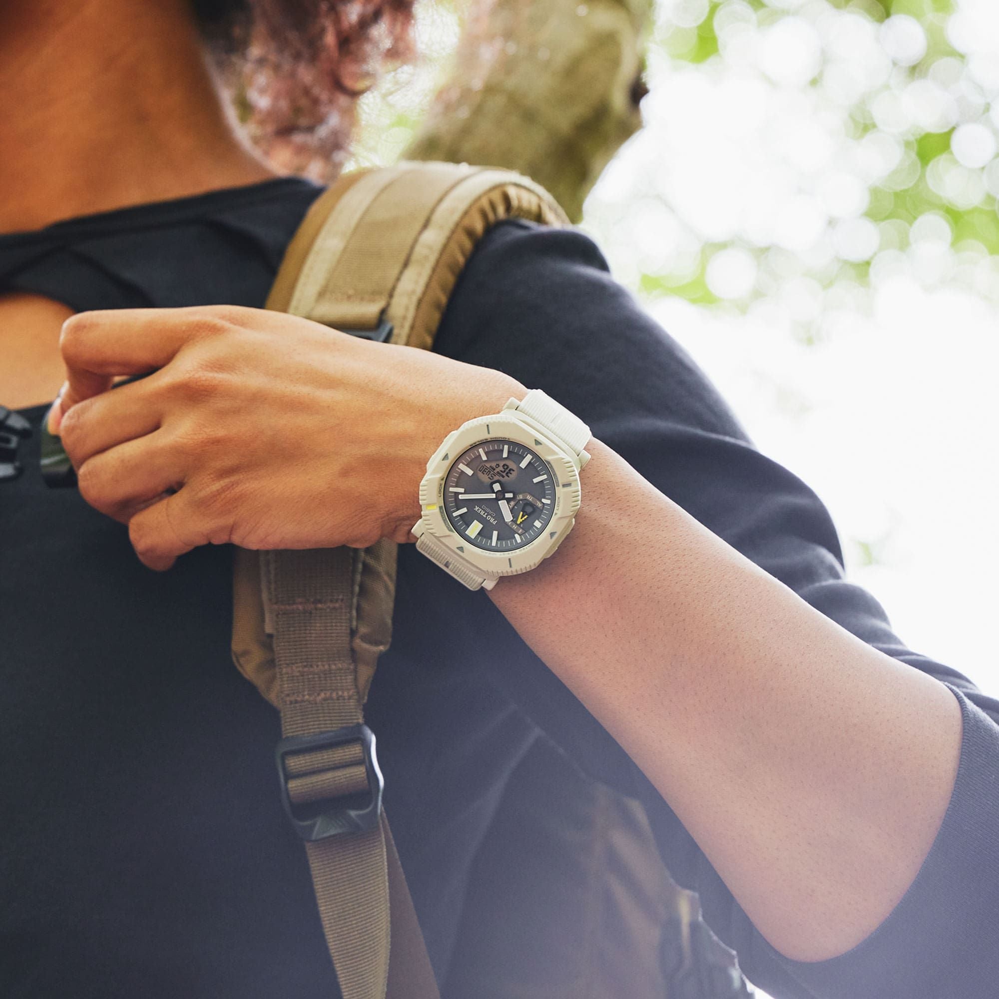 Đồng hồ Casio Pro Trek PRJ-B001-7DR Chính Hãng