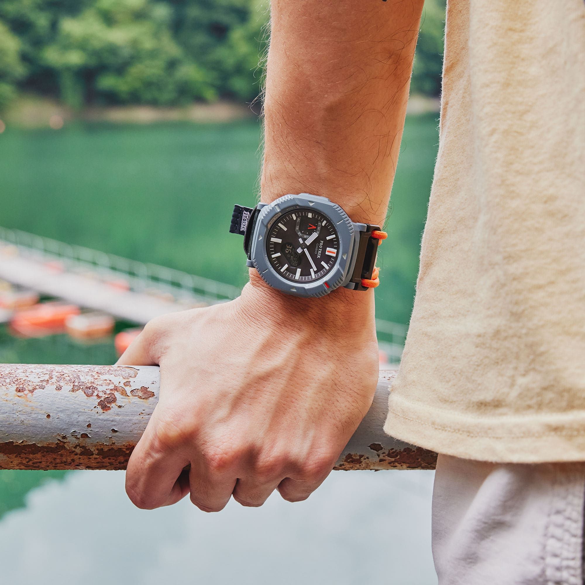 Đồng hồ Casio Pro Trek PRJ-B001B-2DR Chính Hãng