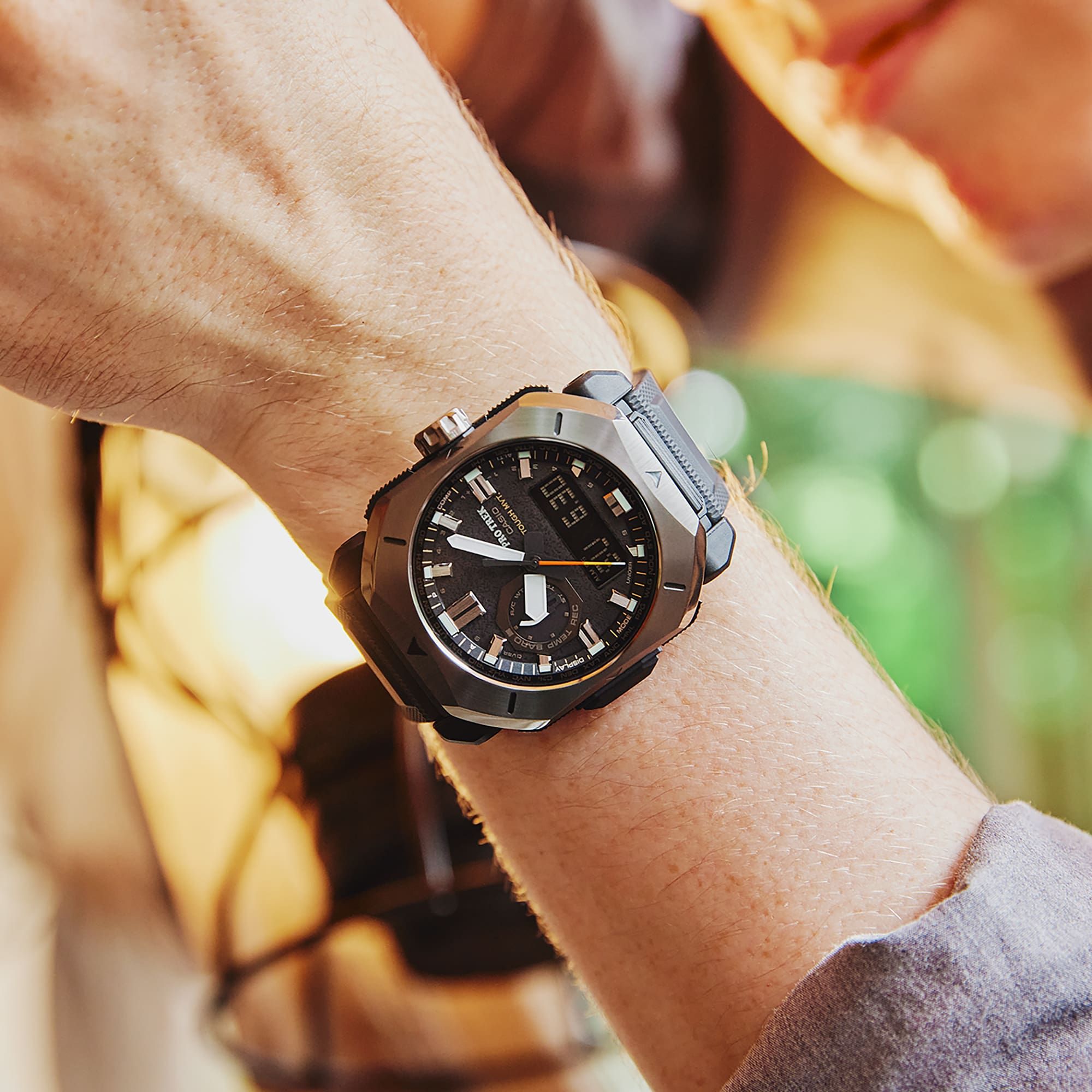 Đồng hồ Casio Pro Trek PRW-6900Y-1DR Chính Hãng