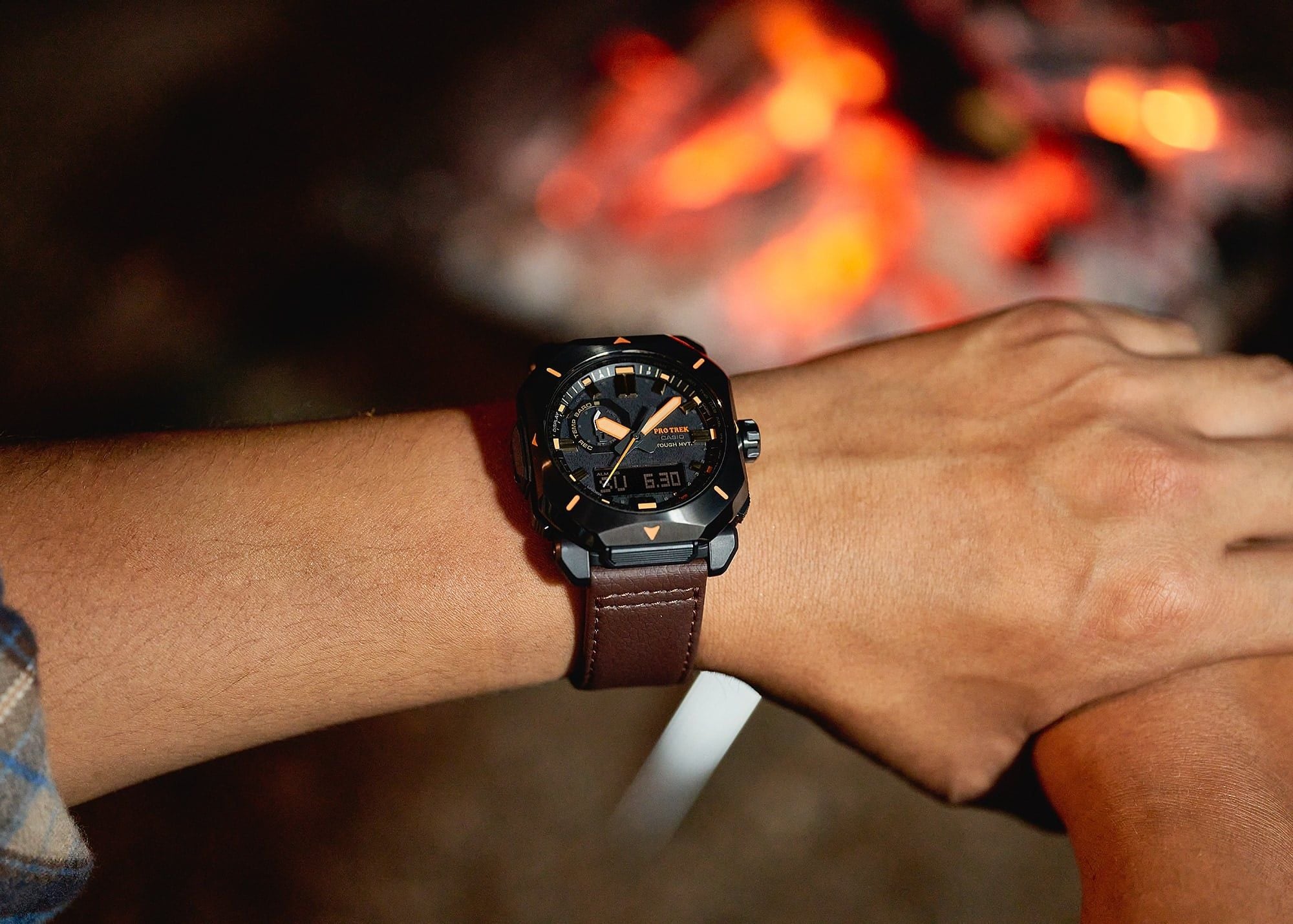 Đồng hồ Casio Pro Trek PRW-6900YL-5DR Chính Hãng