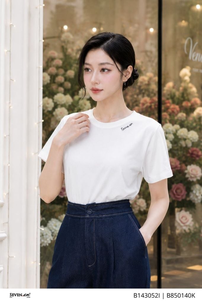 Áo phông trắng cotton tay ngắn thêu logo thanh lịch thời trang nữ Seven.AM B143052I