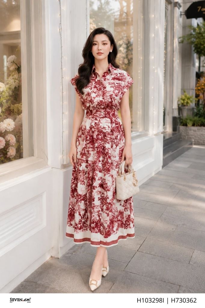 Chân váy A đỏ burgundy trắng họa tiết nét trừu tượng xếp ly thanh lịch thời trang nữ Seven.AM H730362I