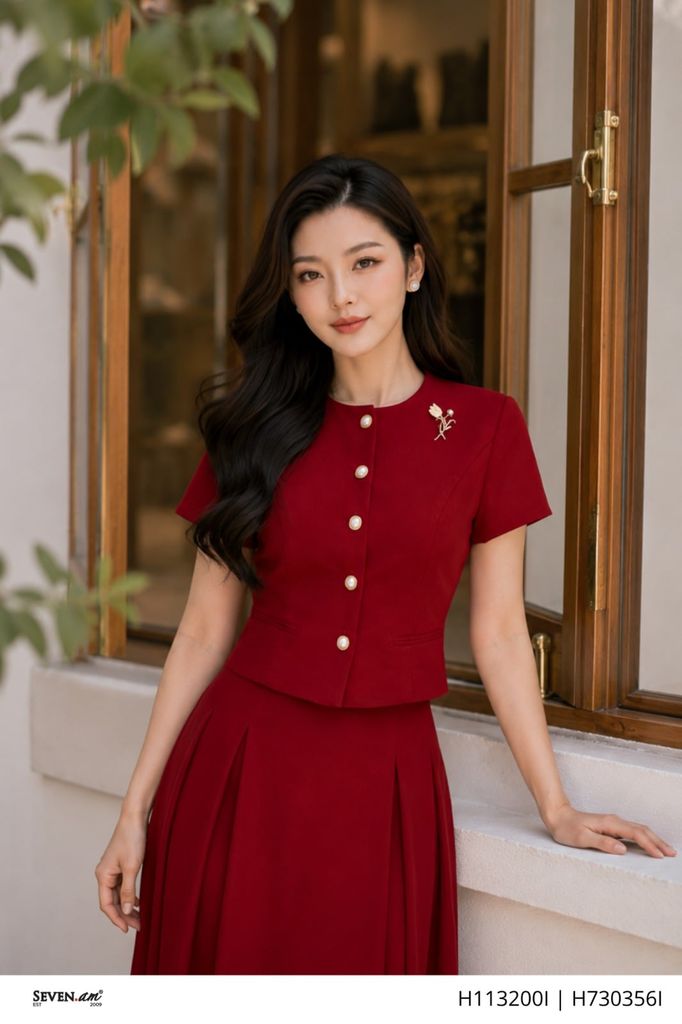 Áo kiểu dáng ngắn đỏ burgundy cổ tròn cài cúc thanh lịch thời trang nữ Seven.AM H113200I
